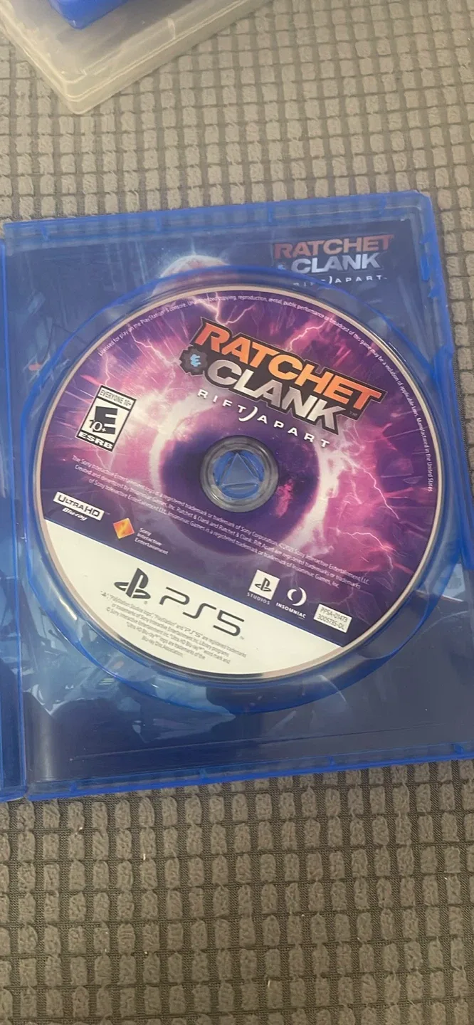 Ratchet & Clank: Rift Apart PS5 Game image indicator(2)