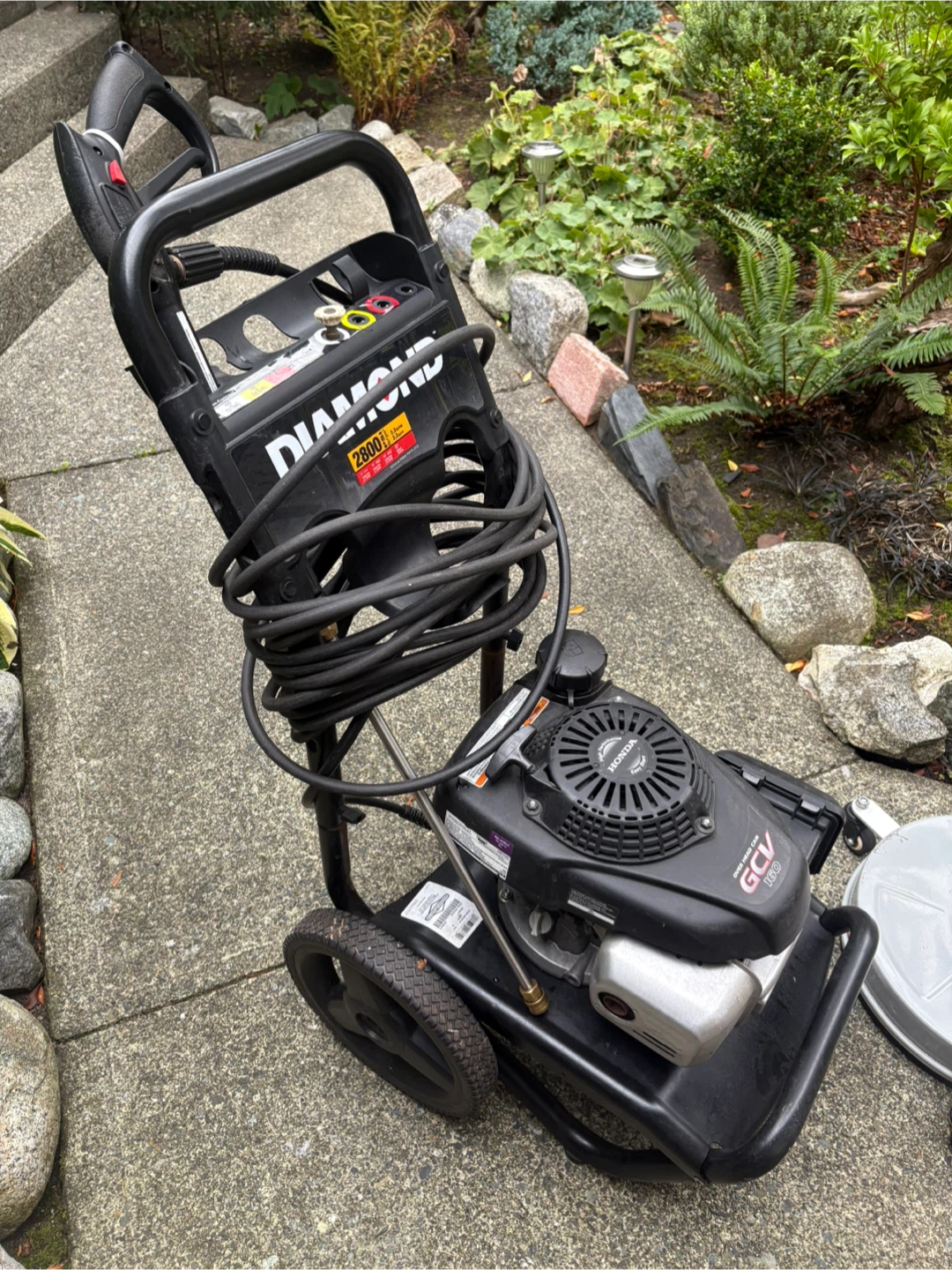 Diamond 2800 PSI Gas Pressure Washer - photo 2