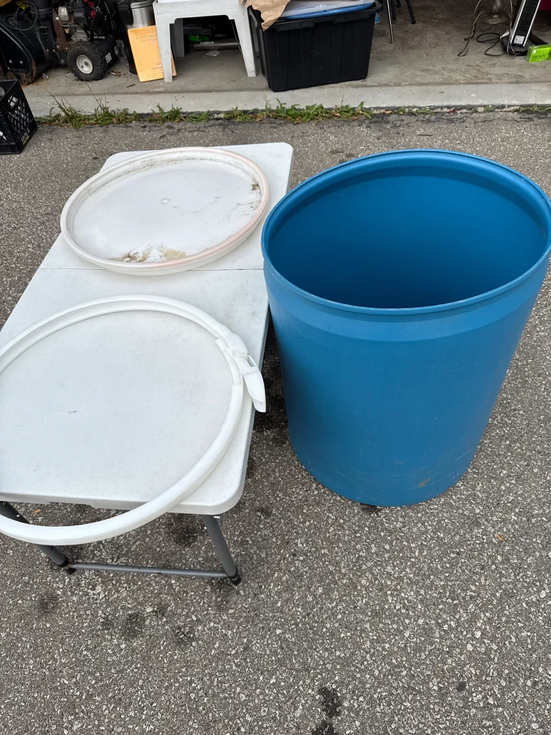 Blue Plastic 55 Gallon Drum Barrel image indicator(3)