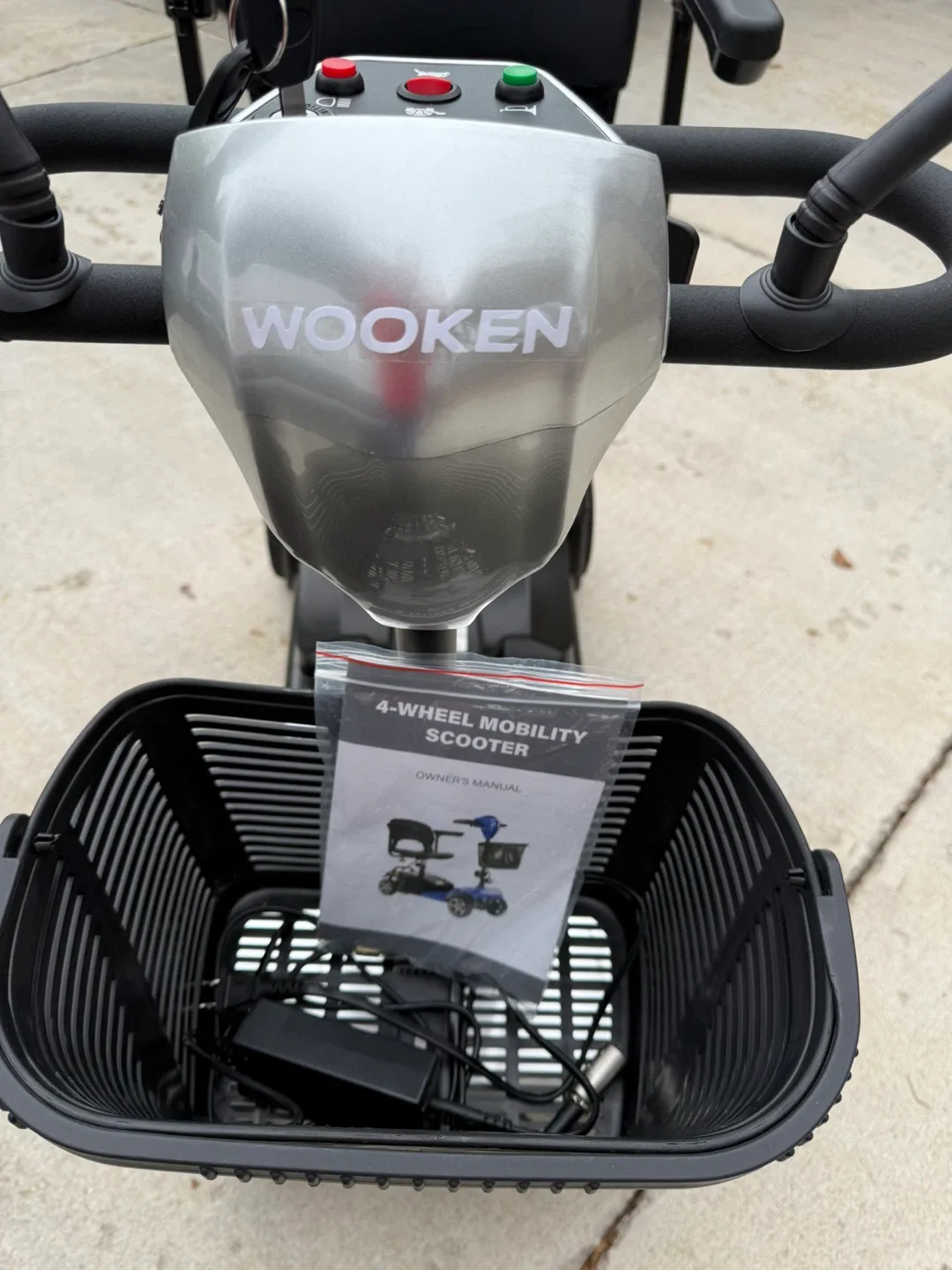 Wooken Mobility Scooter - Silver/Black image indicator(9)