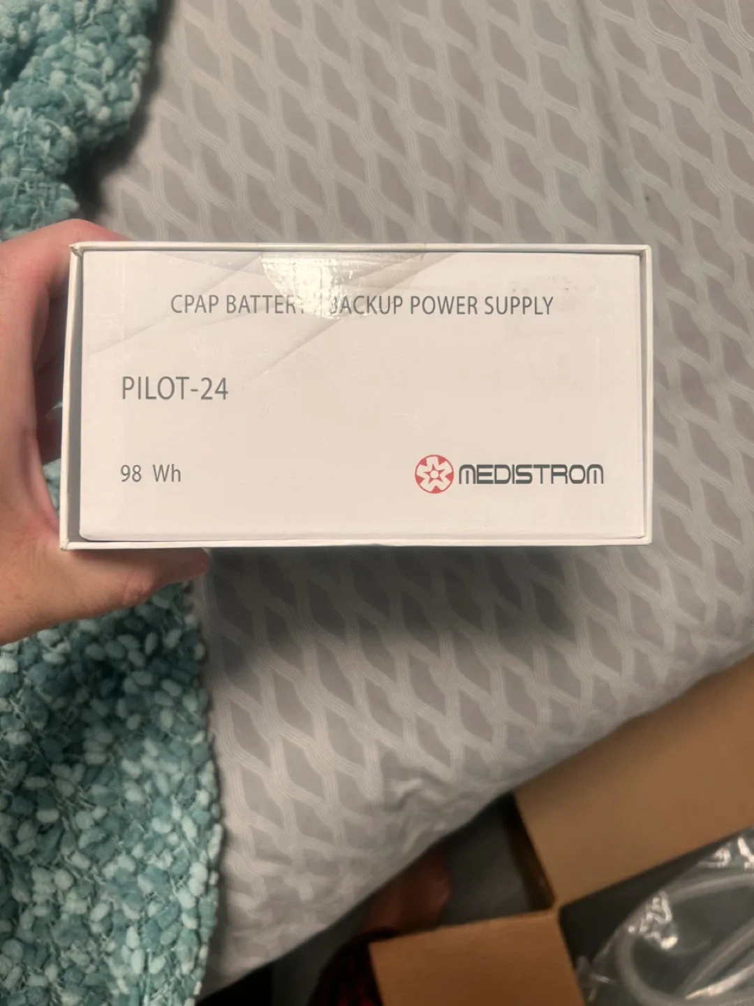 Medistrom Pilot-24 CPAP Battery Backup and car charger image indicator(4)