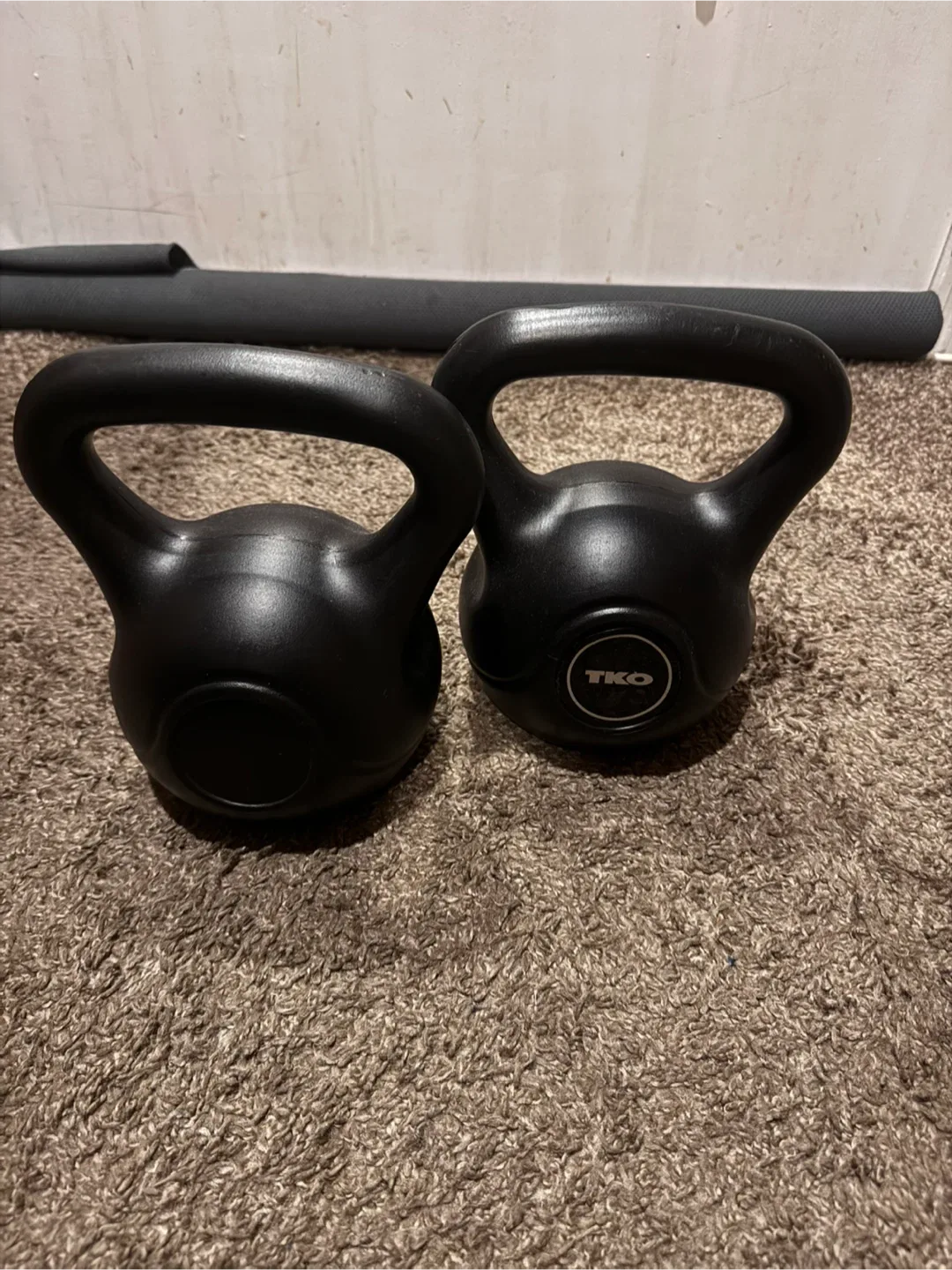 TKO Kettlebells - 8 lbs Each image indicator(2)