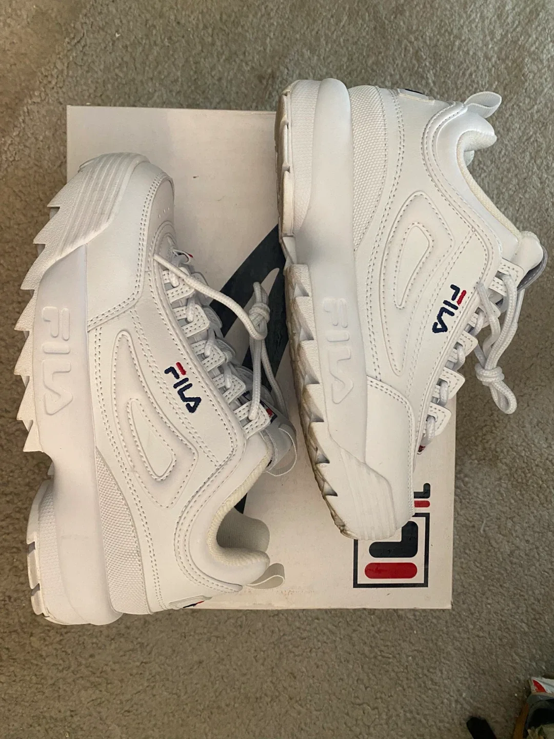Fila Disruptor II Premium - Women's US 6.5 image indicator(6)