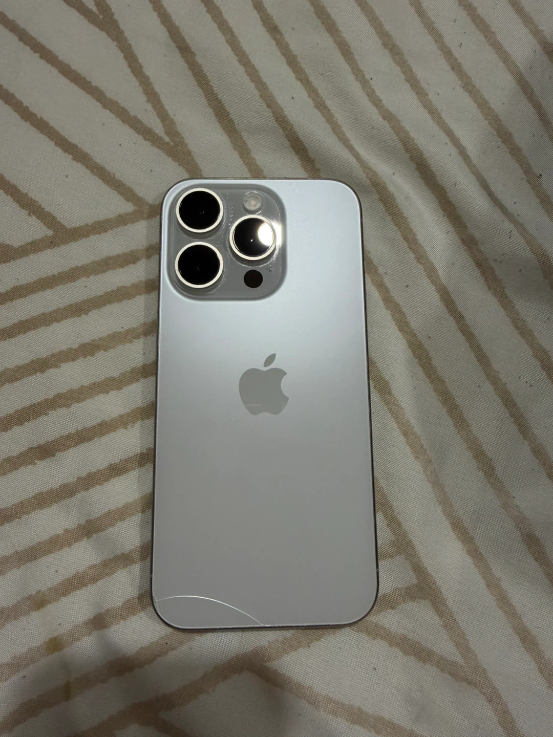 Apple iPhone 15 pro
