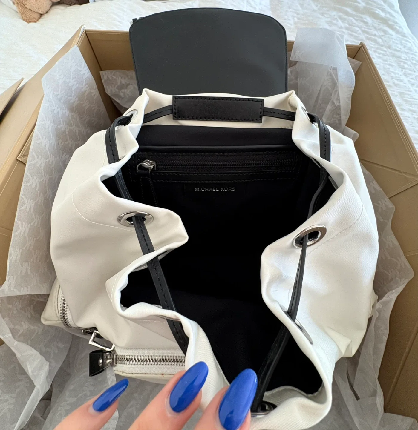 Michael Kors White Backpack image indicator(7)