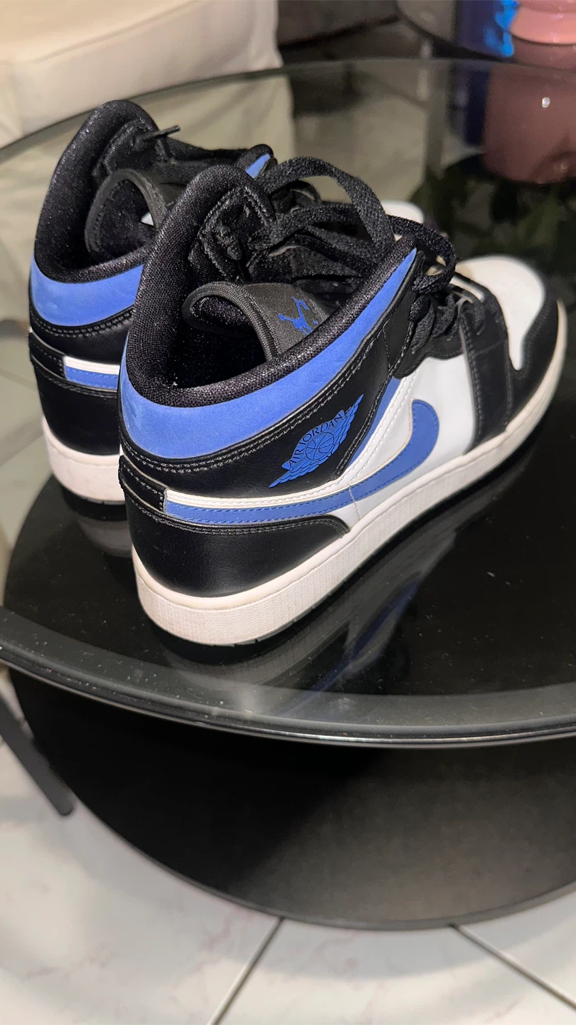 Nike Air Jordan 1 Mid Hyper Royal - Size 7Y - photo 2