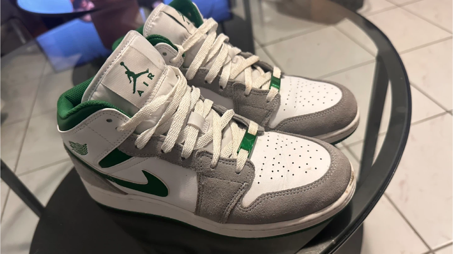 Nike Air Jordan 1 Mid SE "Lucky Green" Men's Shoes - photo 3