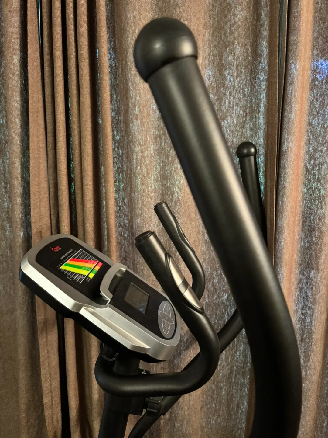 Sunny Health & Fitness Elliptical Machine image indicator(2)