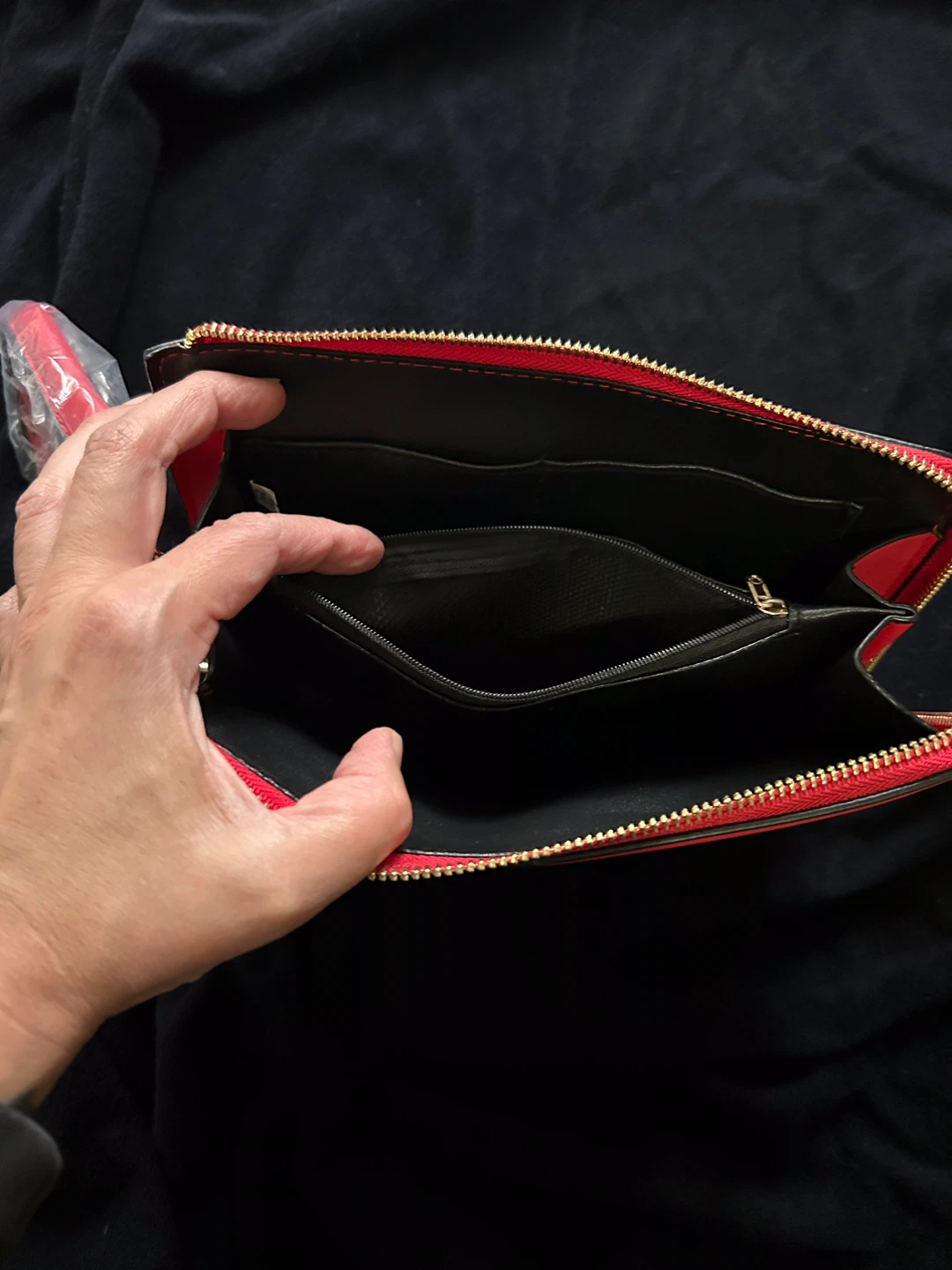Red Graphic Handbag - photo 4