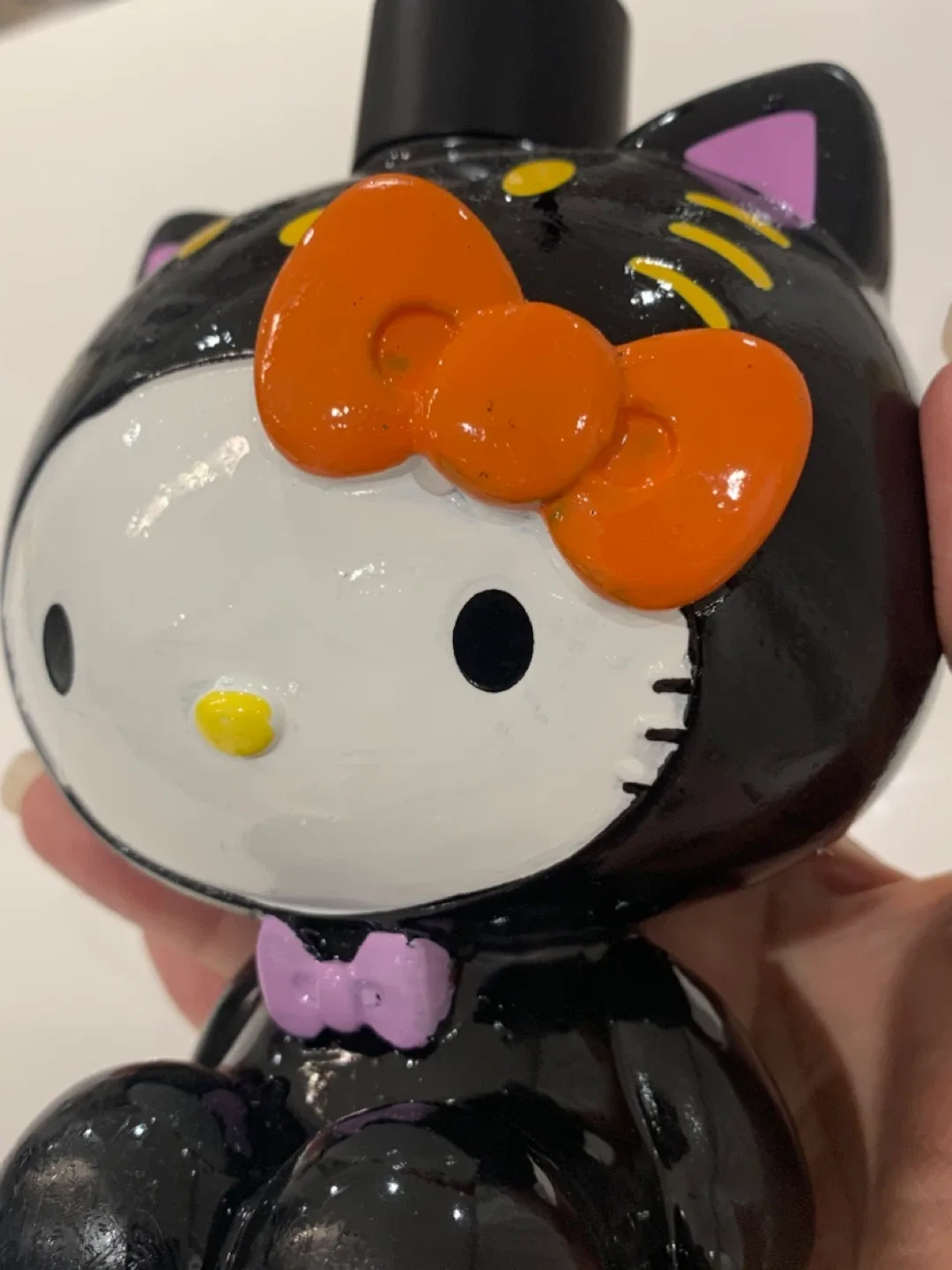 🩷 Hello Kitty Lotion Soap Pump Dispenser 🩷 image indicator(6)