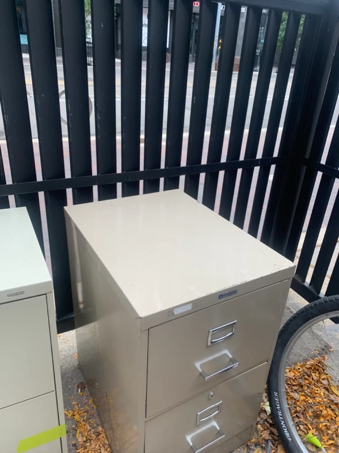 Metal 2-Drawer Filing Cabinet - Beige image indicator(6)