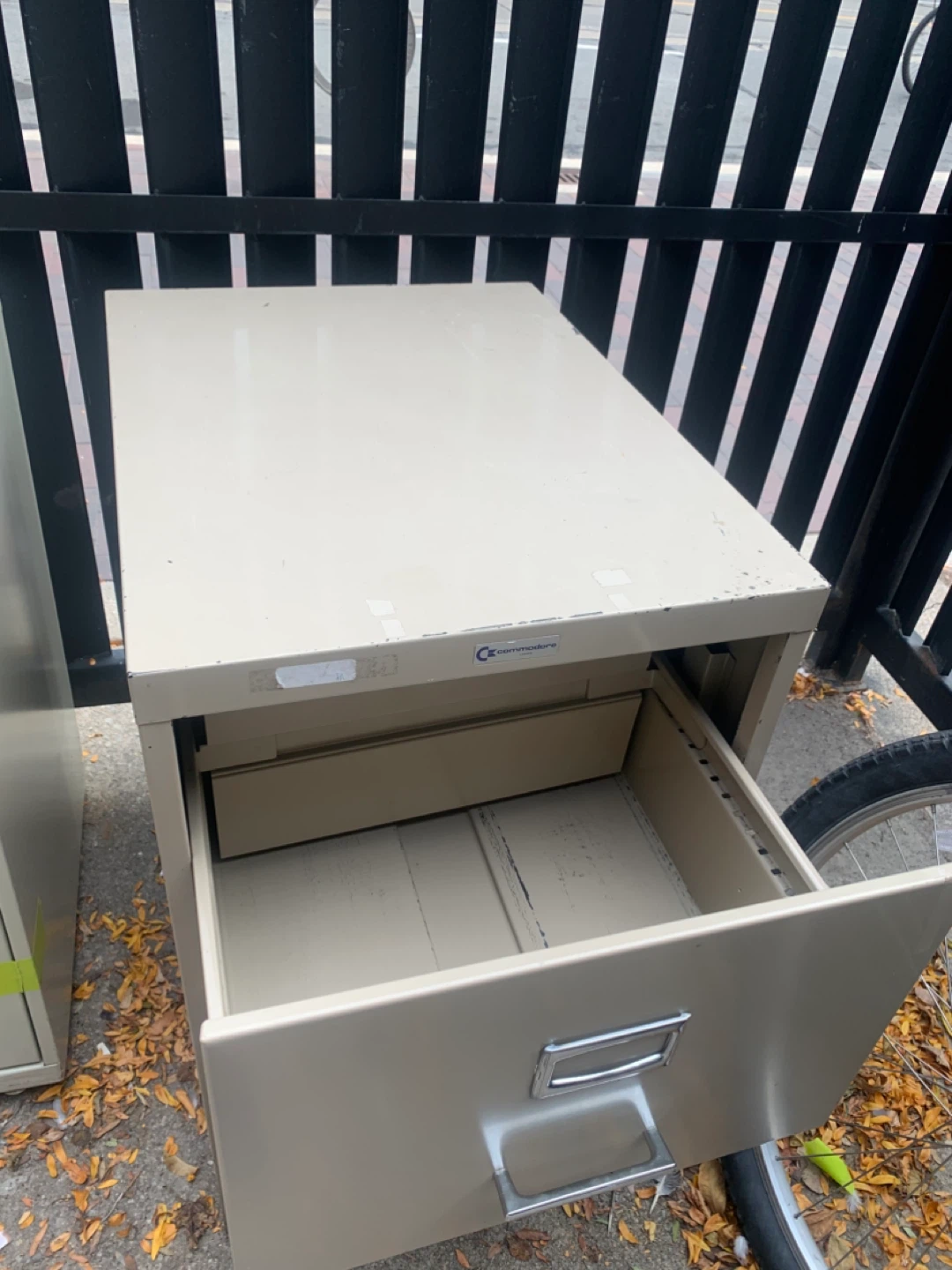 Metal 2-Drawer Filing Cabinet - Beige - photo 4