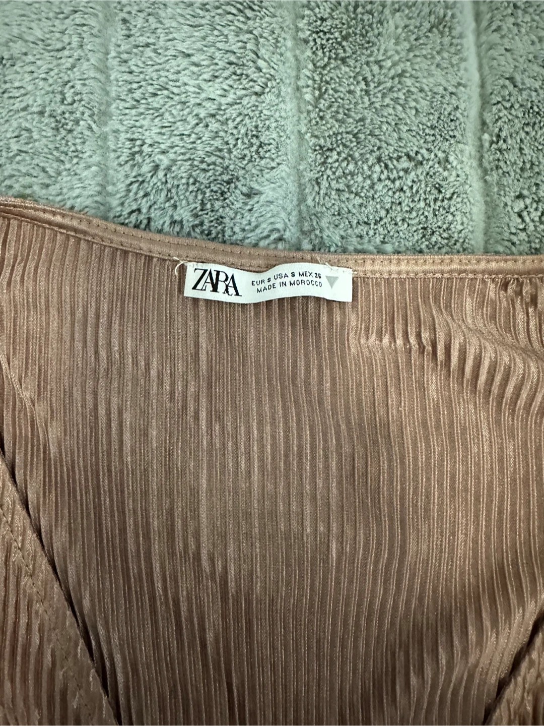 Zara Rose Gold/Bronze Plisse Blouse - photo 3