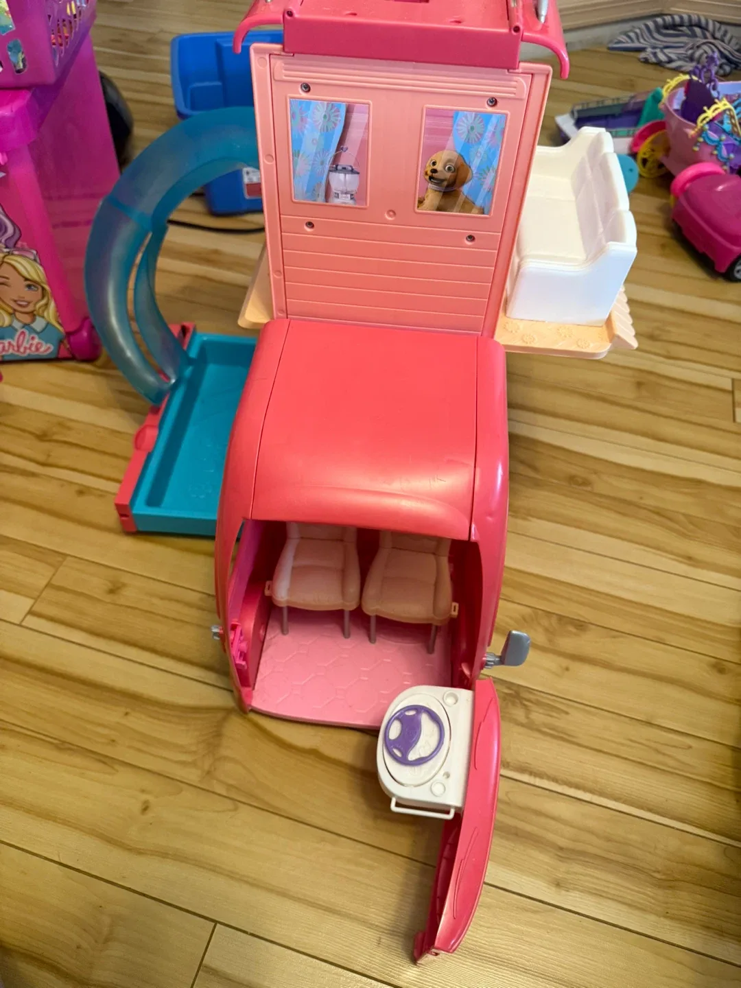 Barbie Dreamhouse & Vehicle Set image indicator(3)