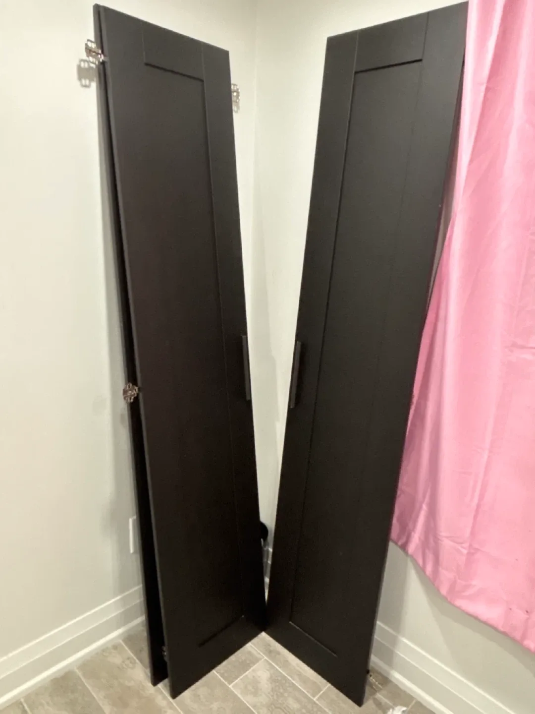 IKEA BRIMNES 3 Door with Mirror Closet image indicator(4)