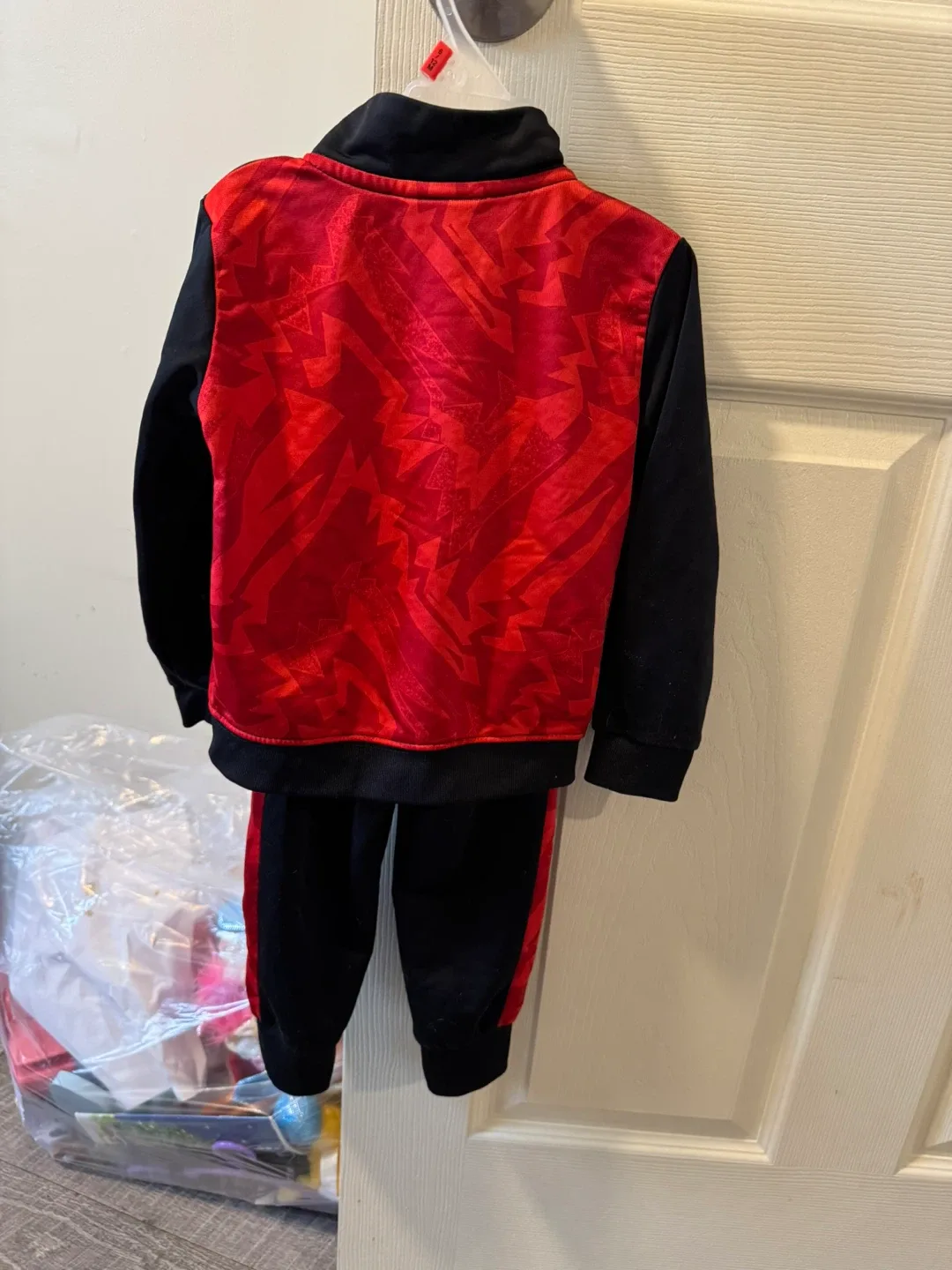 Jordan 24M Tracksuit - Black & Red image indicator(2)