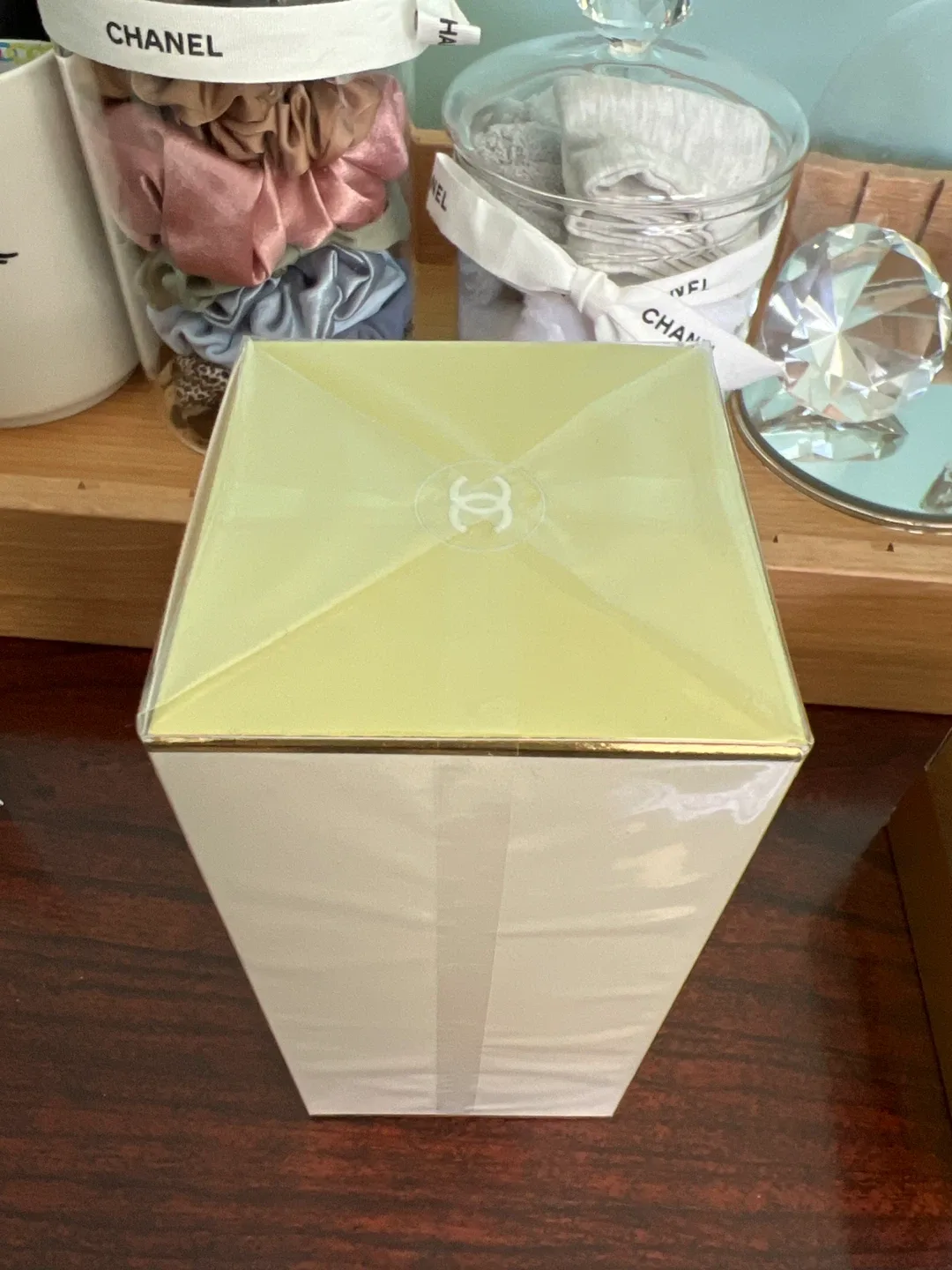 New Chanel Coco Mademoiselle Pearly Body Gel 250ml image indicator(2)