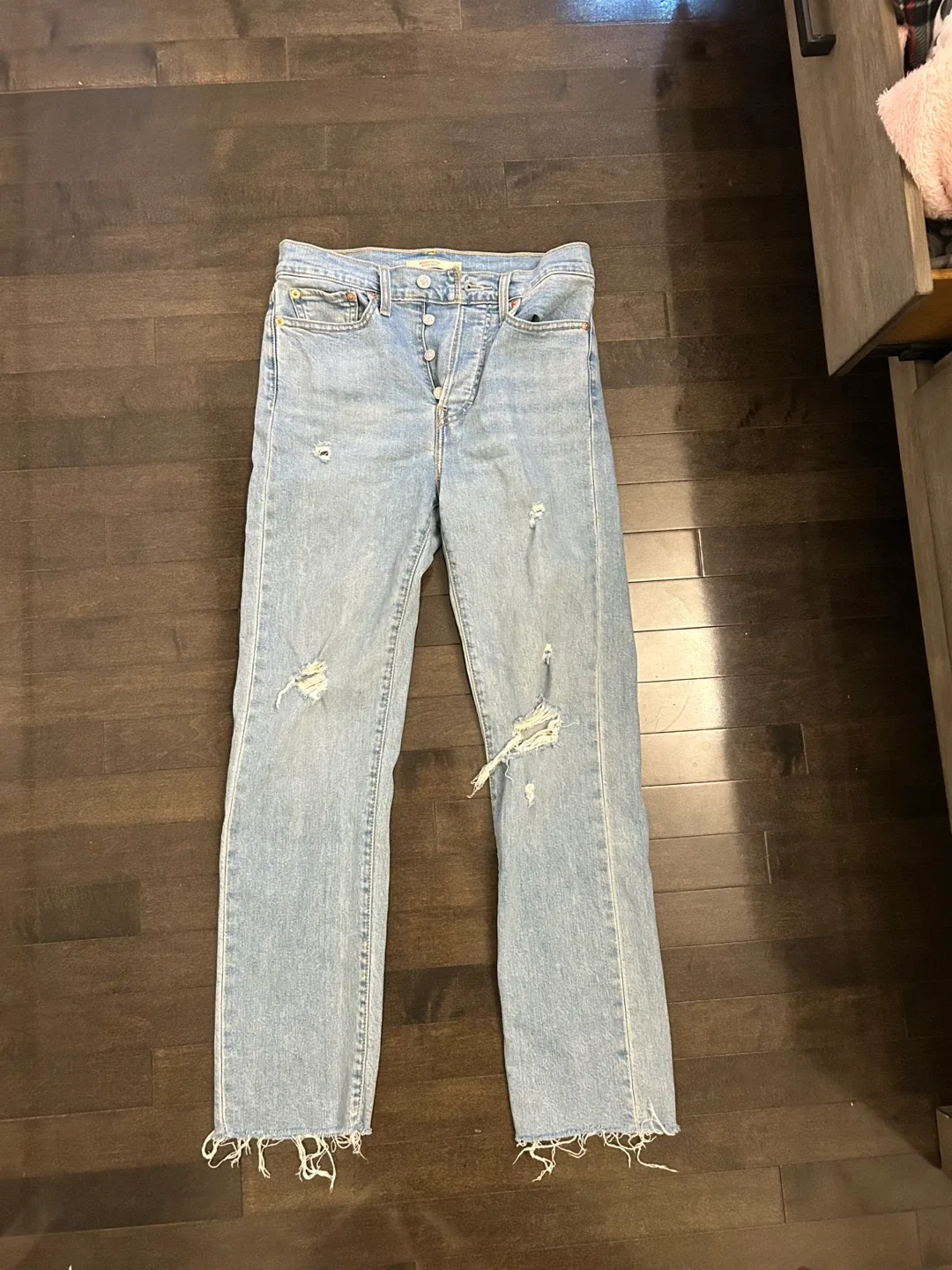 Levi's Wedgie Straight Jeans - Size 27 thumbnail