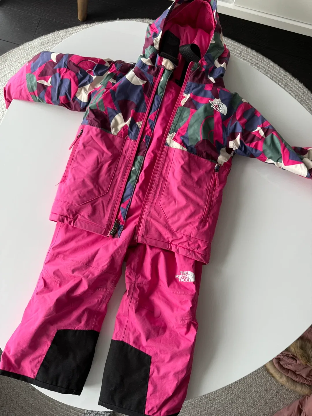 The North Face Girl's Snowsuit Pink thumbnail