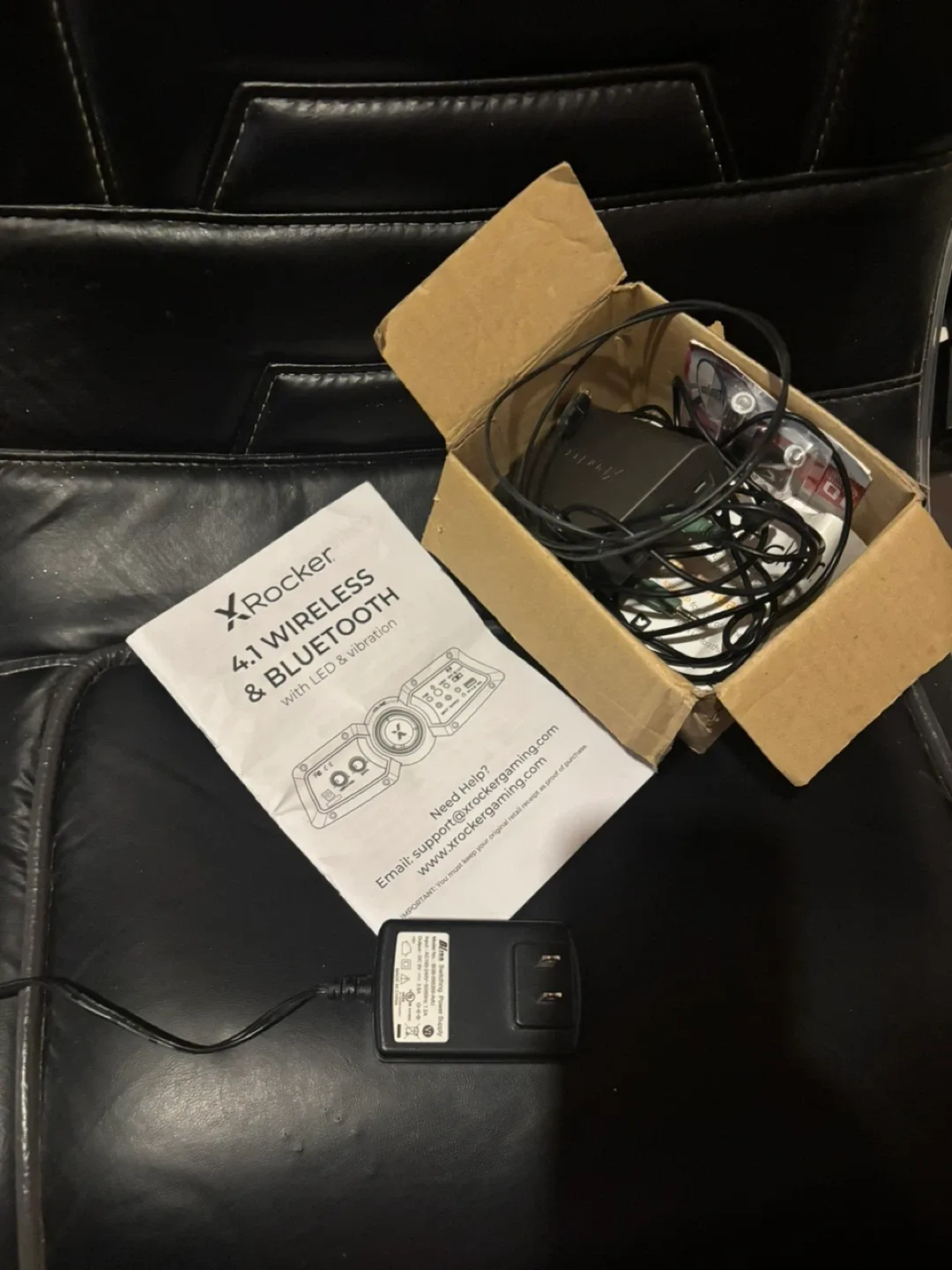 X Rocker Gaming Chair - Black image indicator(6)