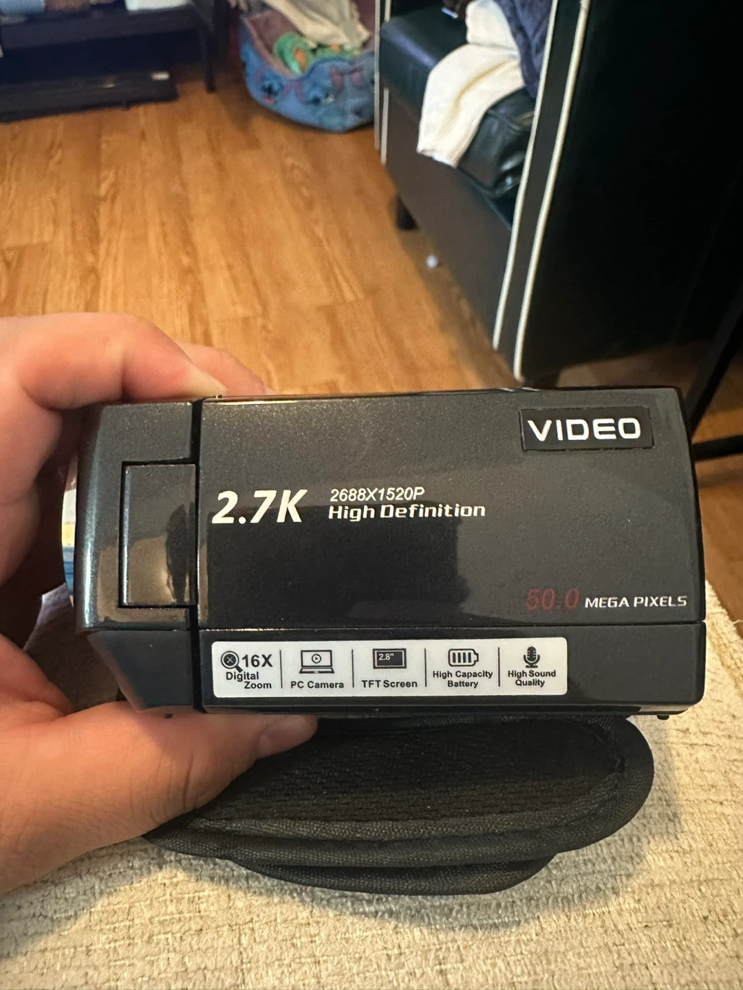 2.7K High Definition Camcorder - photo 3