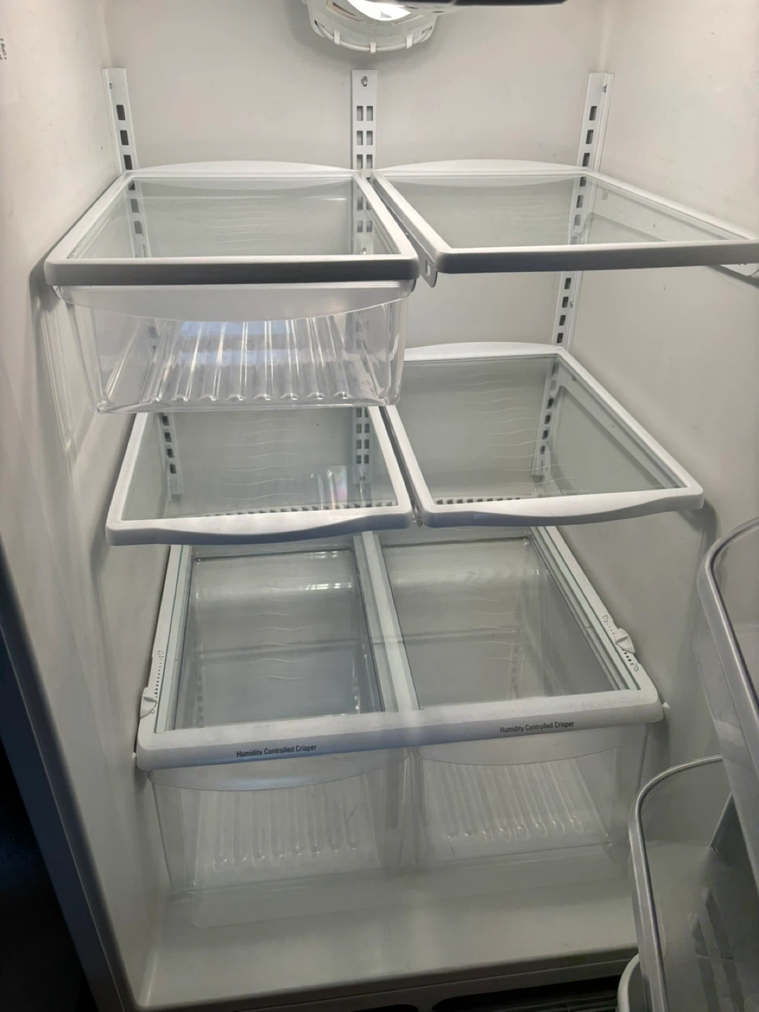 White Top Freezer Refrigerator - photo 5
