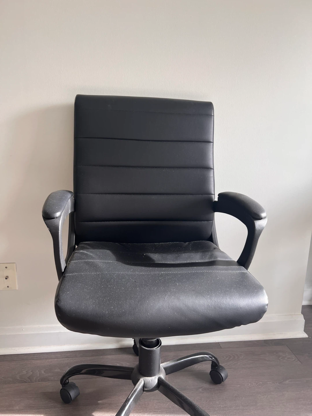 Black Office Chair - photo 2