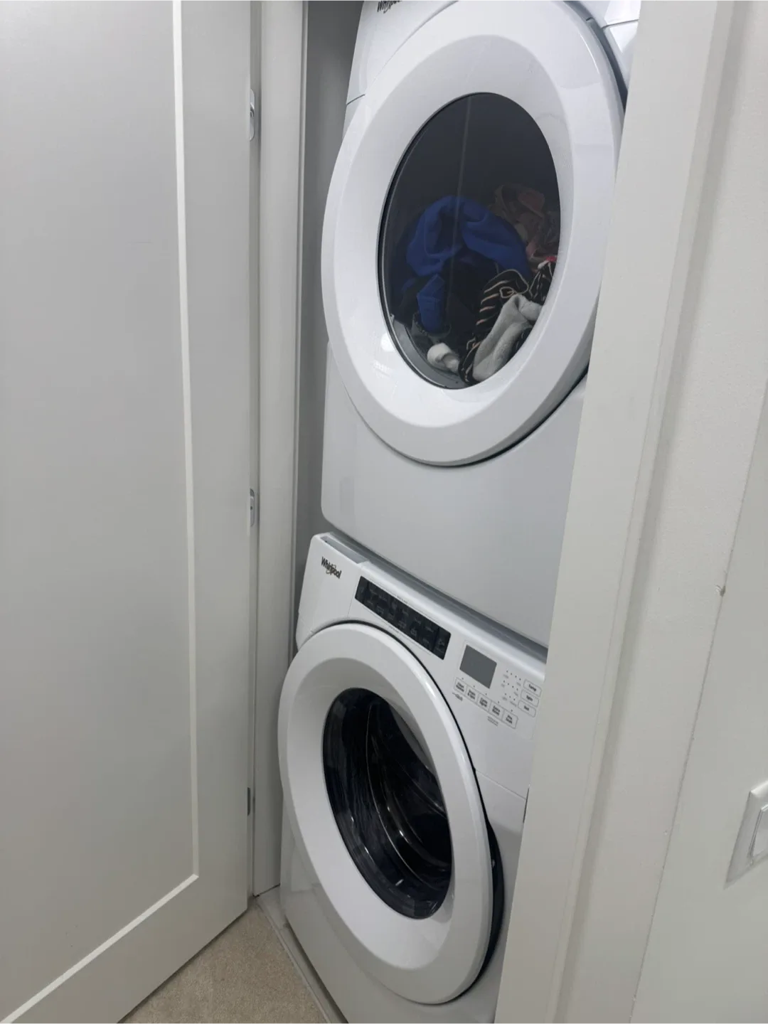 Room for rent image indicator(4)