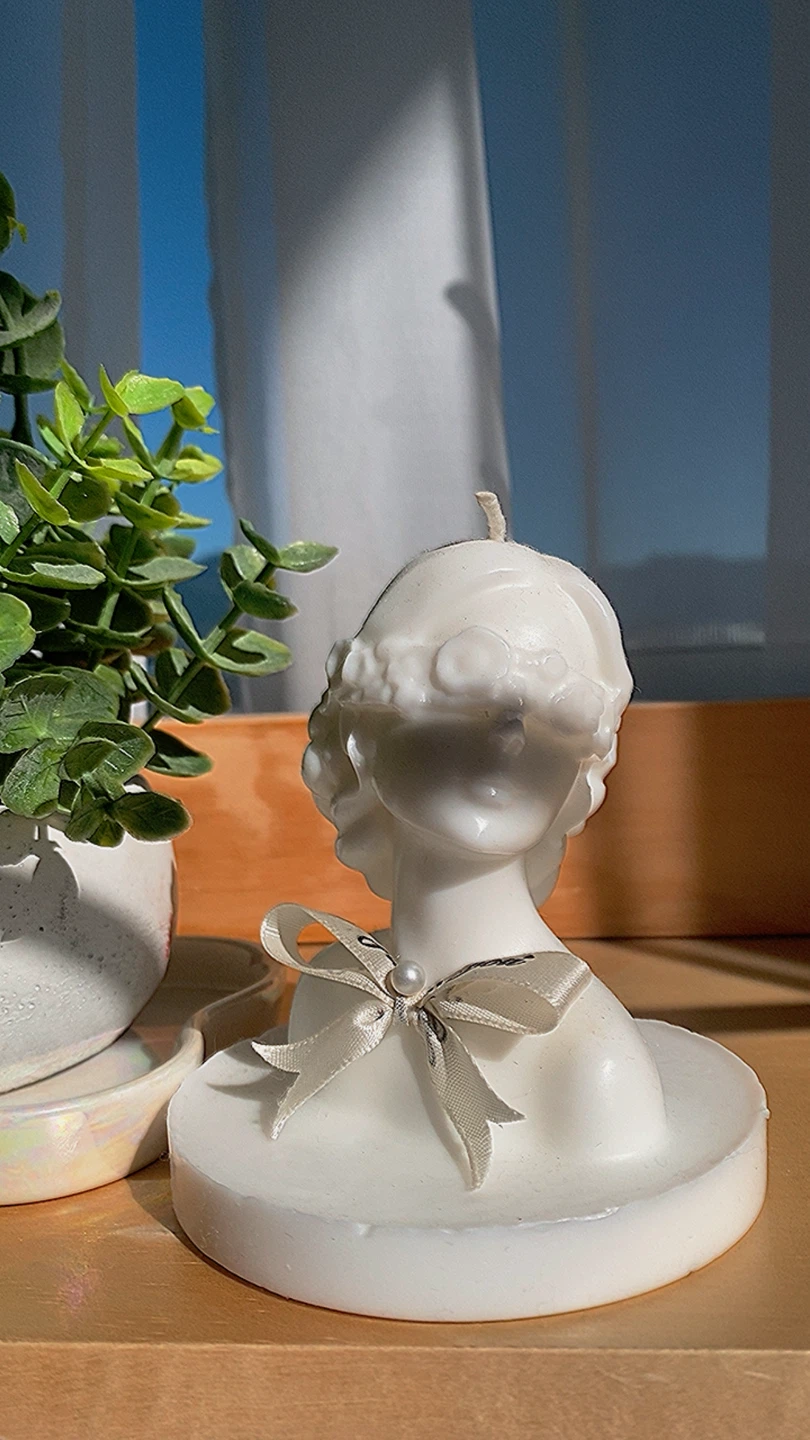 Decorative Plant and Candles - photo 3