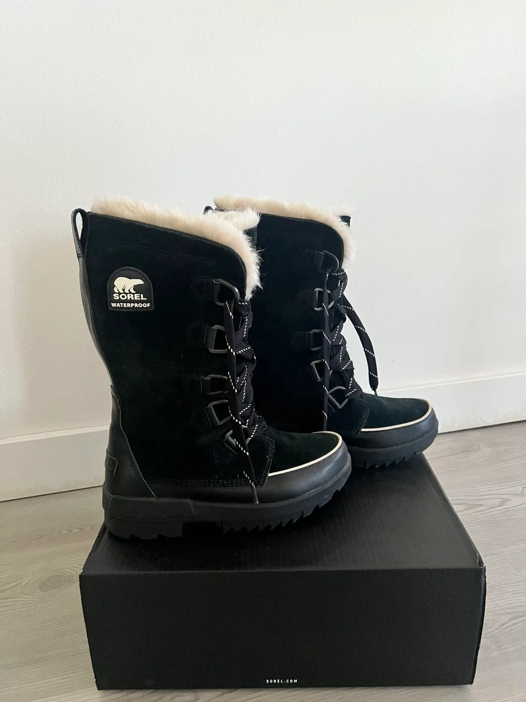 Sorel Women’s Tivoli IV Tall Winter Boots - Size 9