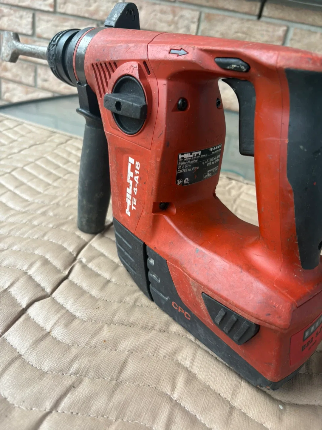 Hilti TE 4-A18 Cordless Rotary Hammer Drill thumbnail