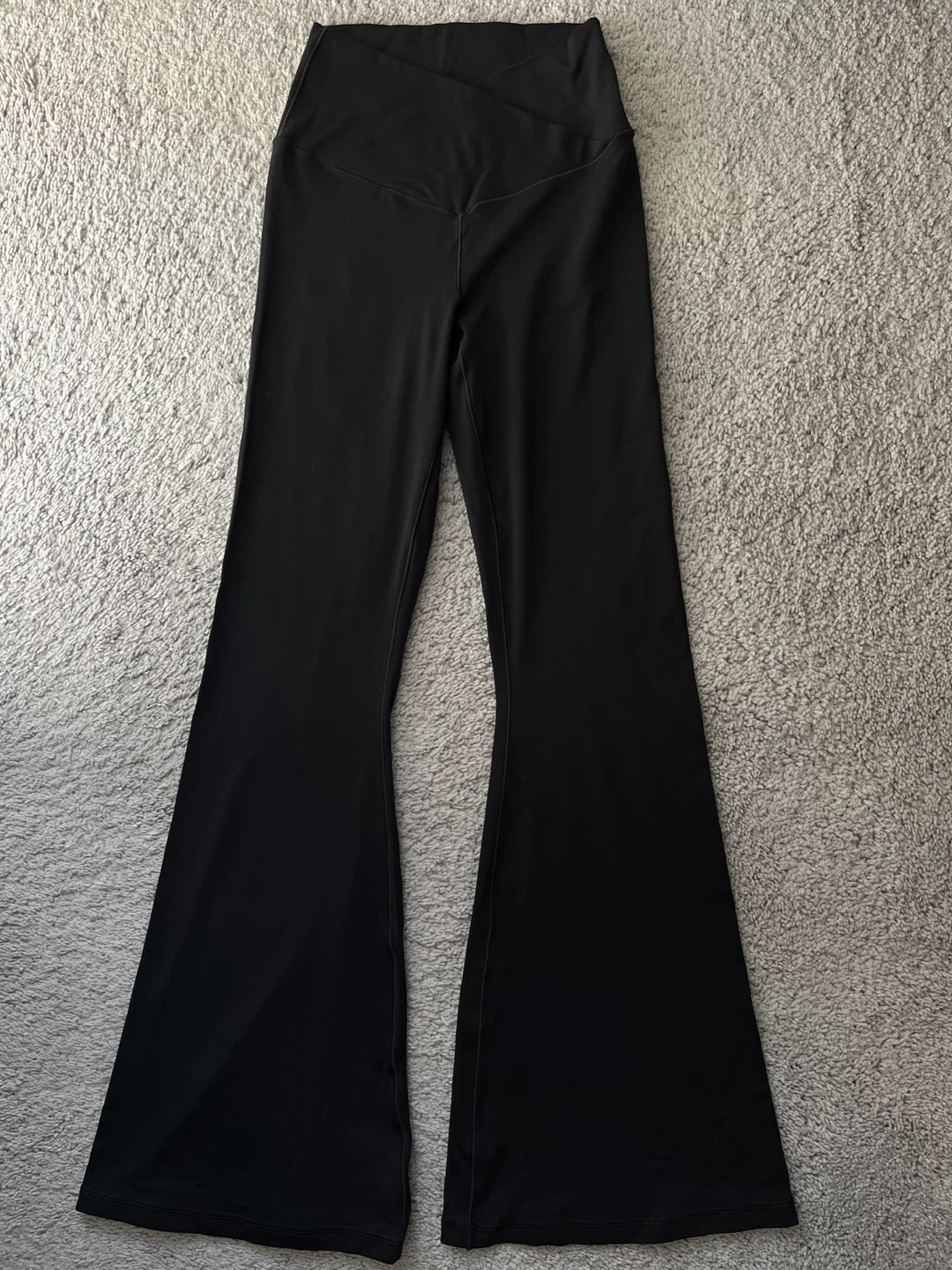 Aerie Offline Real Me High Waisted Flare Leggings - M