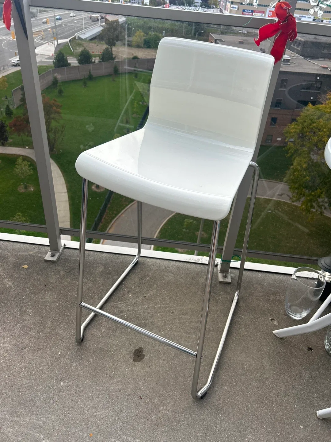 White Bar Stool with Chrome Legs image indicator(2)