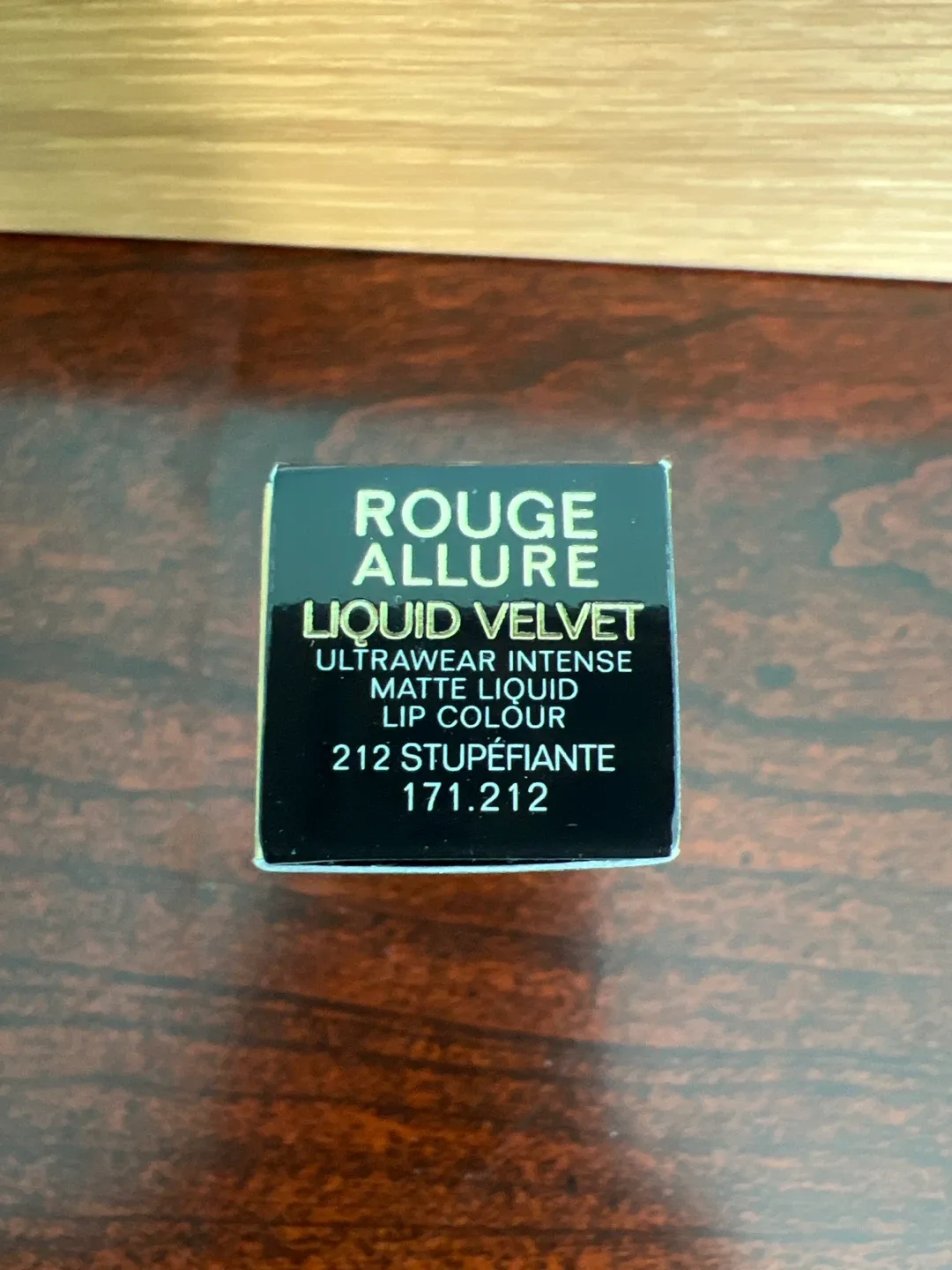 Chanel Rouge Allure Liquid Velvet 212 Stupéfiante image indicator(3)