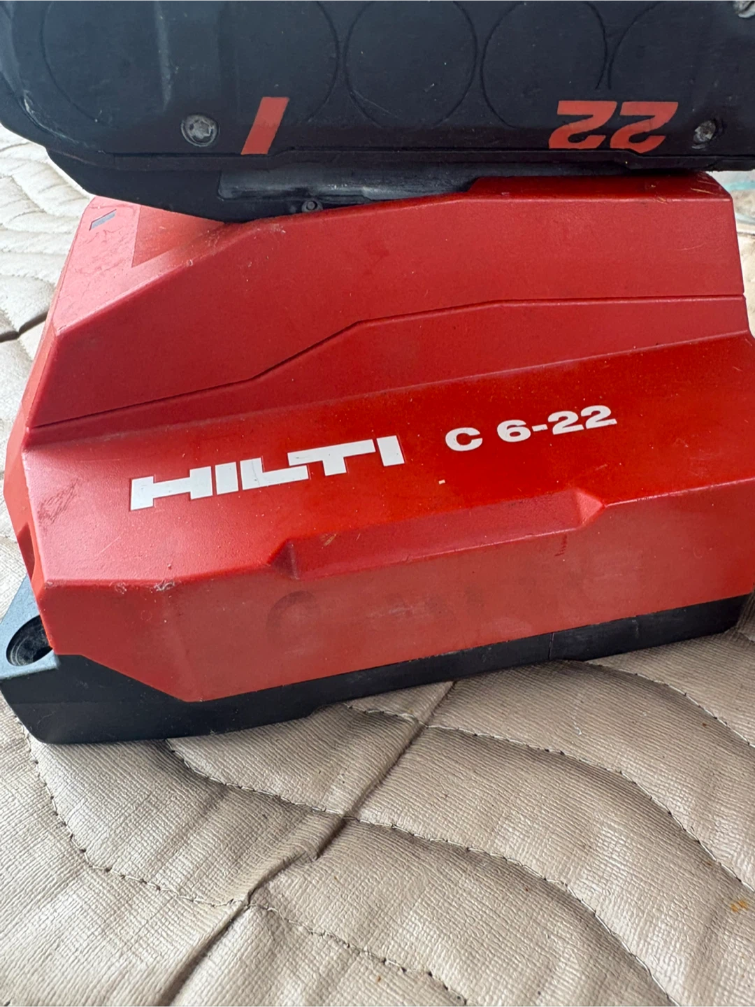 Hilti C 6-22 Charger - photo 2
