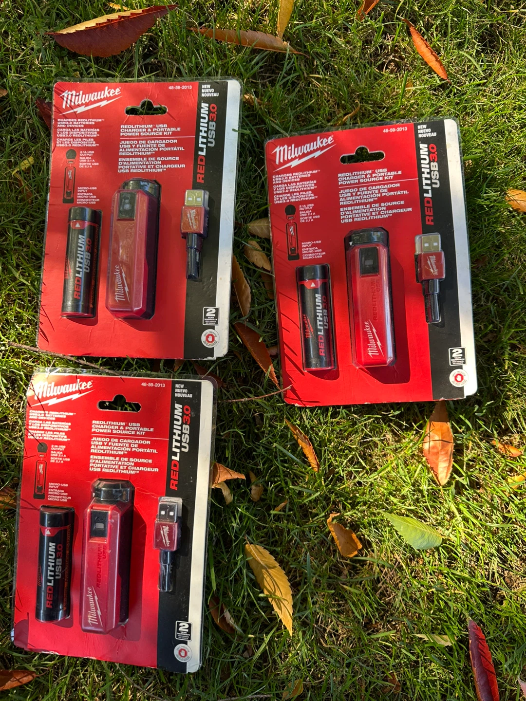 New Milwaukee REDLITHIUM USB 3.0 Power Source Kit