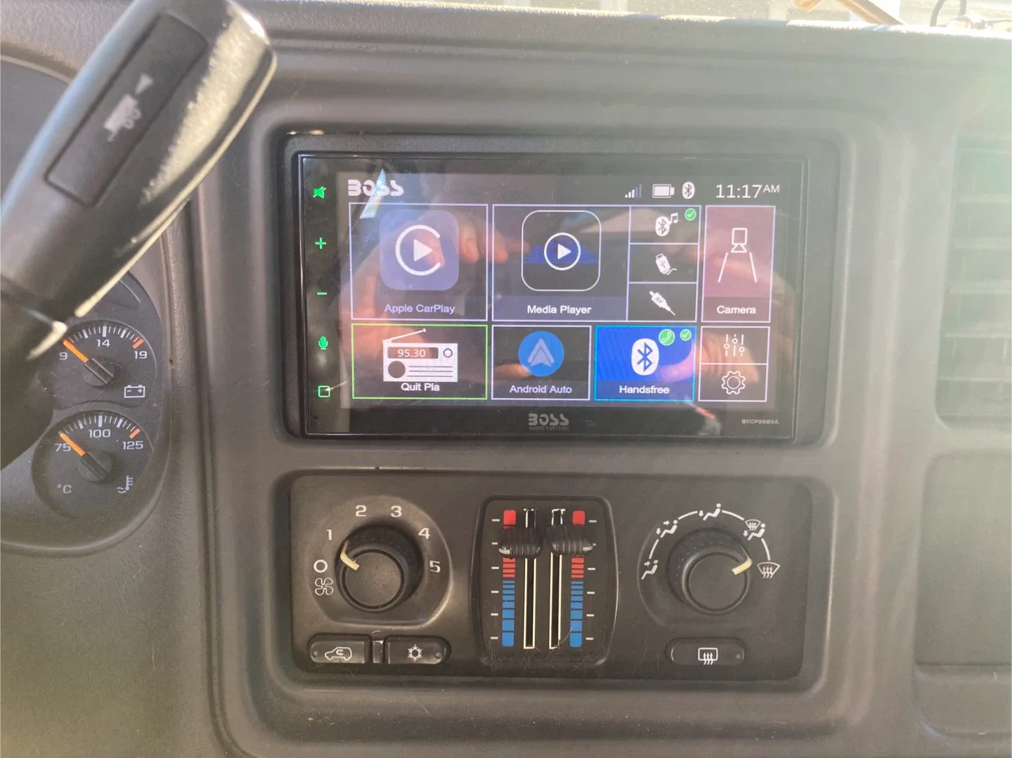 2003 Chevy Avalanche image indicator(10)