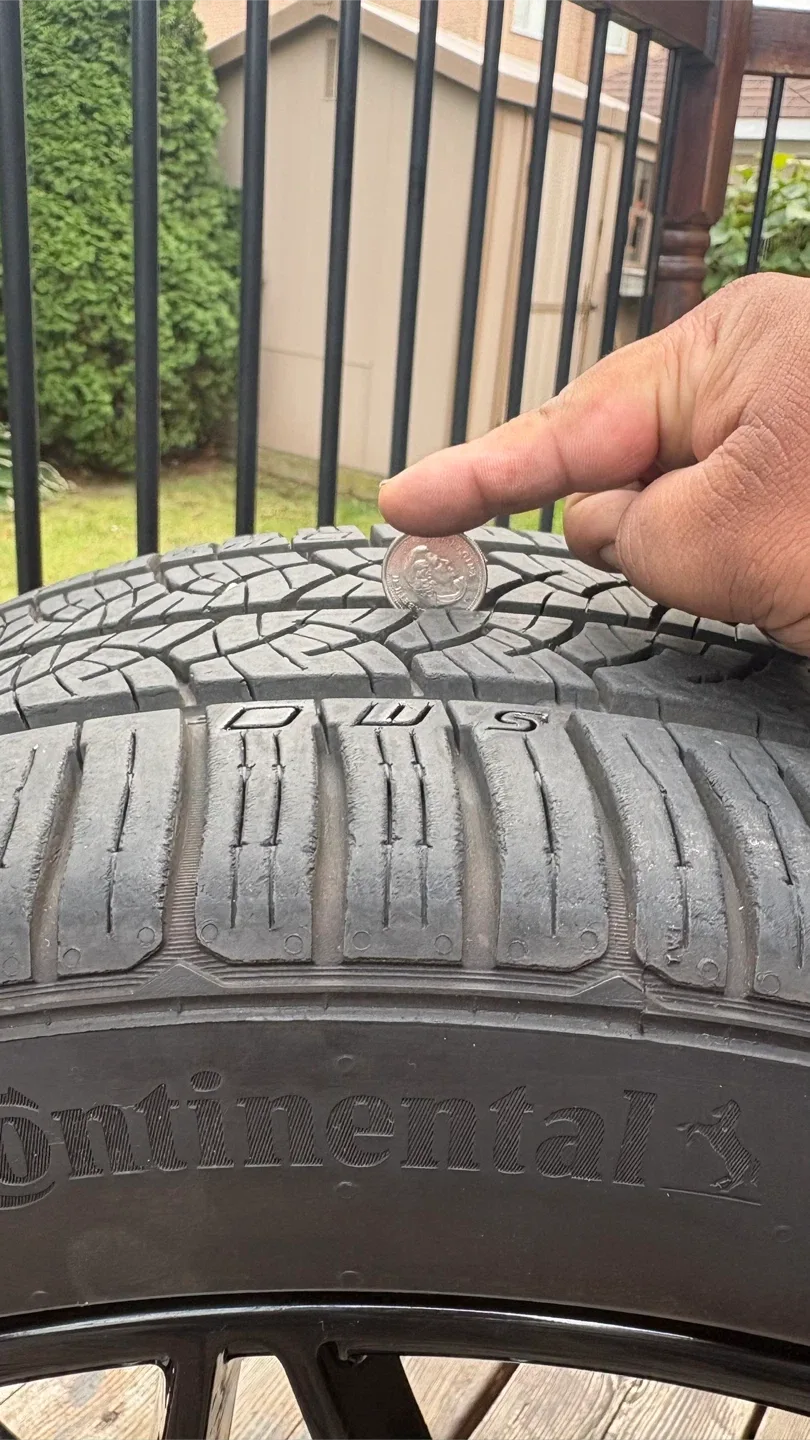 Set of 4 RSSW Wheels w/ Continental Tires image indicator(2)