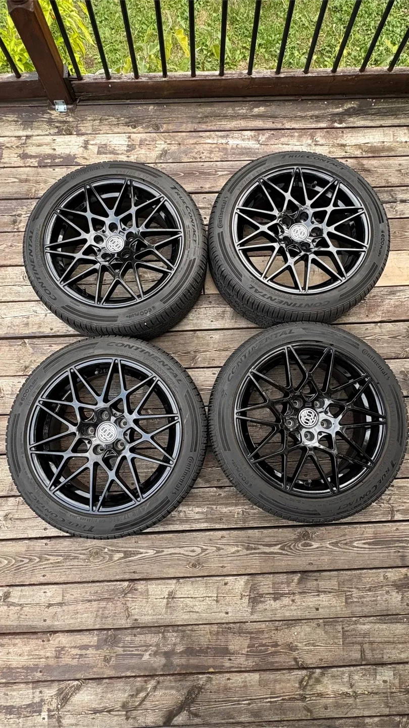 Set of 4 RSSW Wheels w/ Continental Tires image indicator(3)