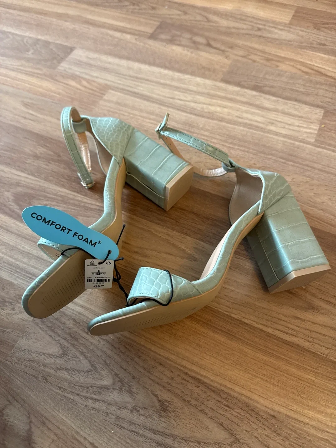 Ardene Heels, Size 8, Comfort Foam image indicator(3)