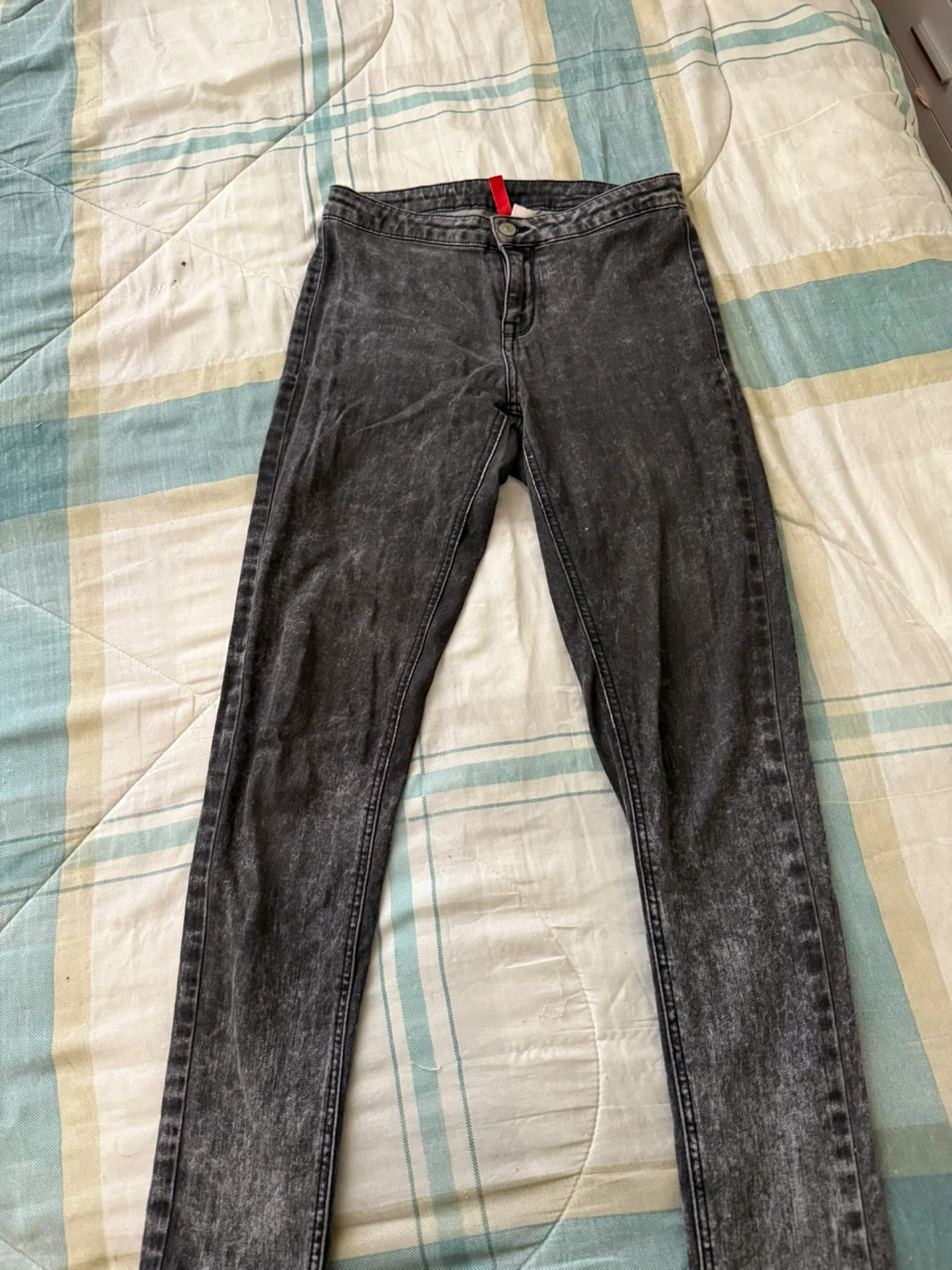 H&M Grey Acid Wash Jeans, Size 8 - photo 2