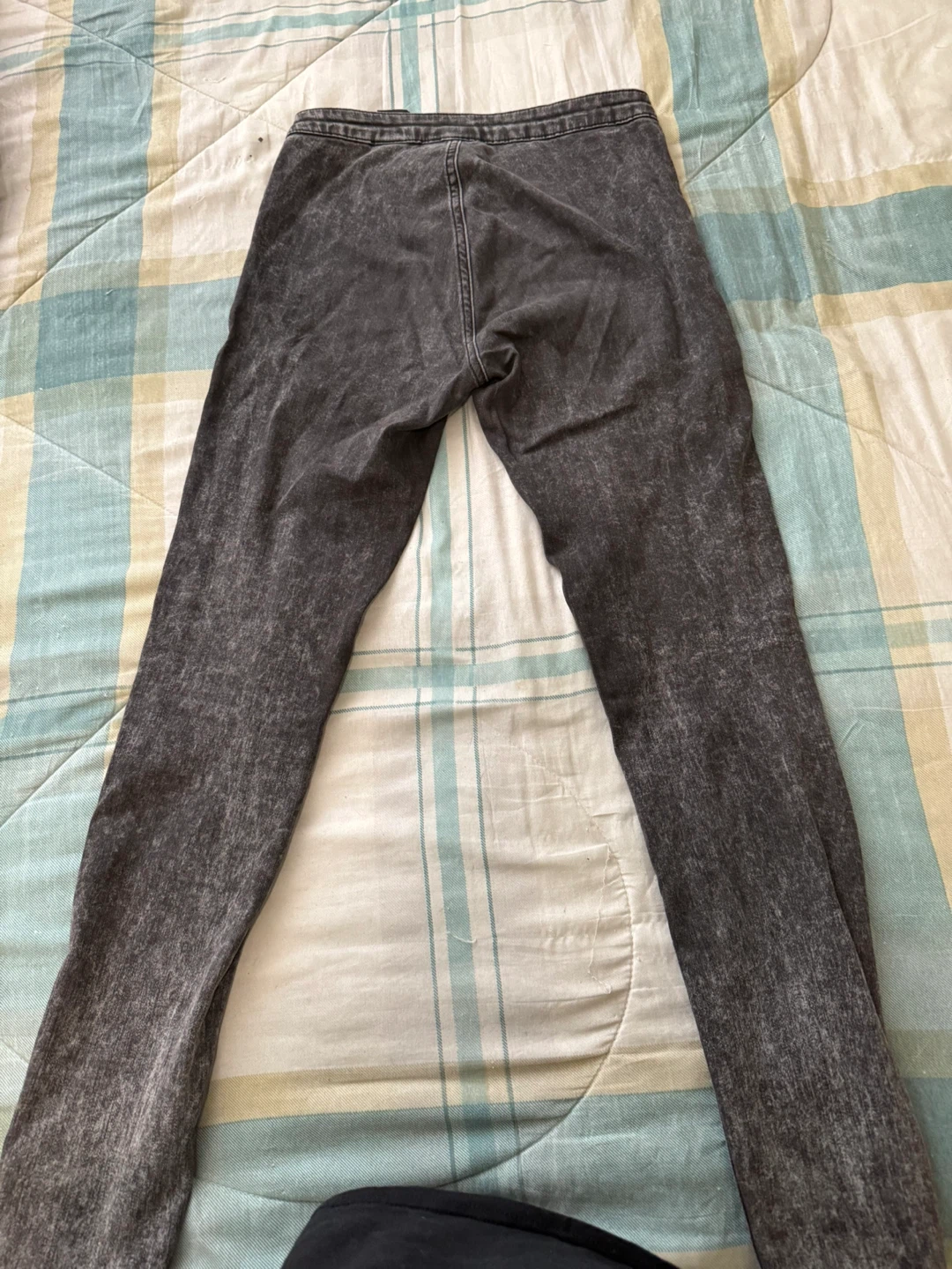 H&M Grey Acid Wash Jeans, Size 8 - photo 4