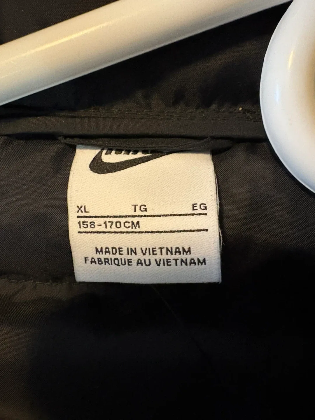 Nike Kids' Puffer Jacket, Black, XL image indicator(5)