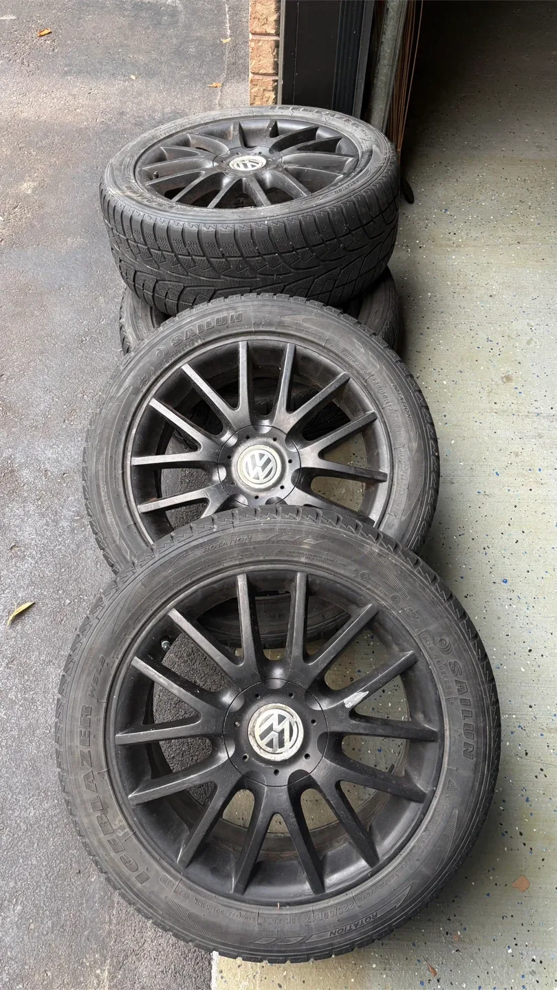 Volkswagen Tire Set - Used image indicator(3)