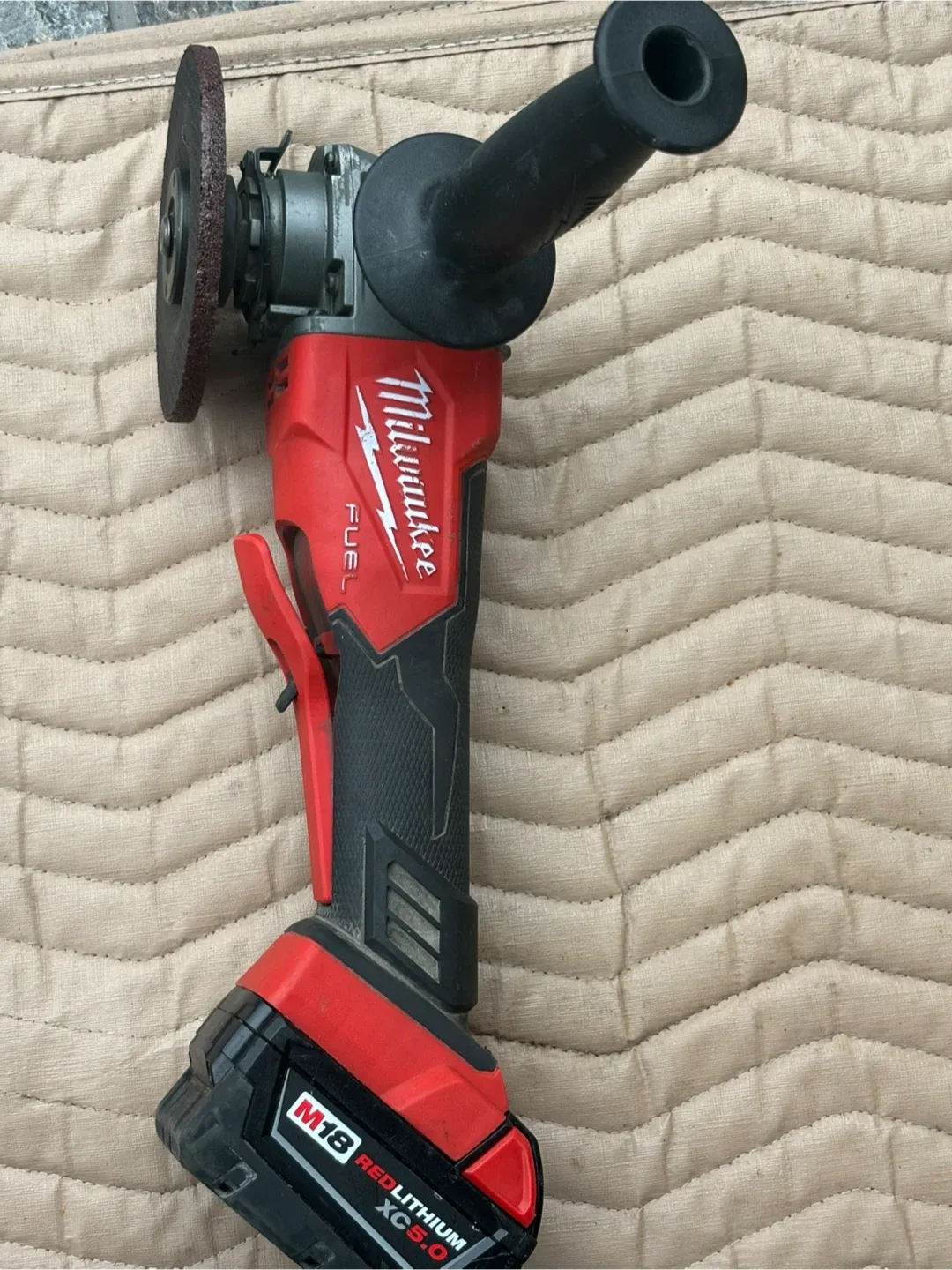Milwaukee FUEL M18 Angle Grinder image indicator(3)