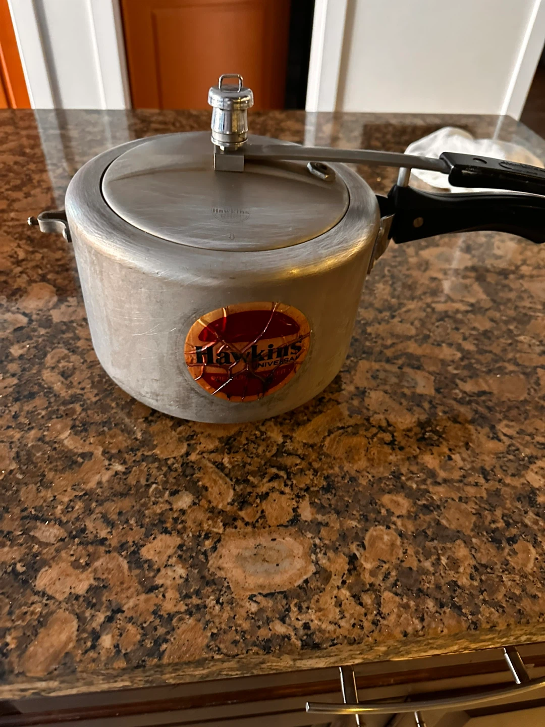 Hawkins Universal Pressure Cooker