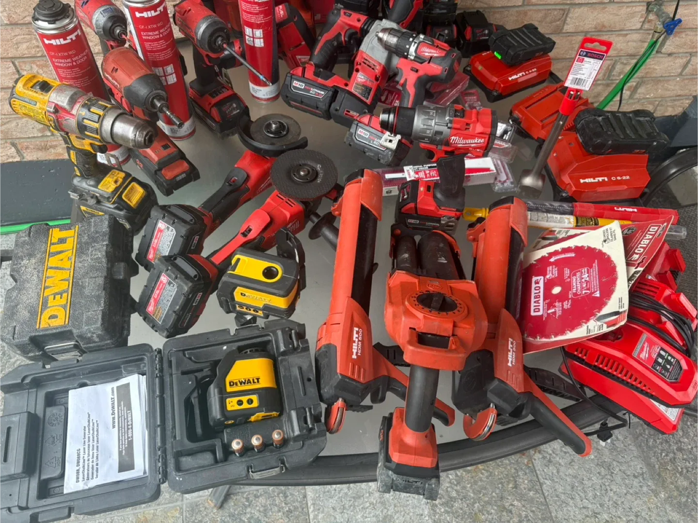 Hilti & Milwaukee Power Tools Bundle image indicator(3)