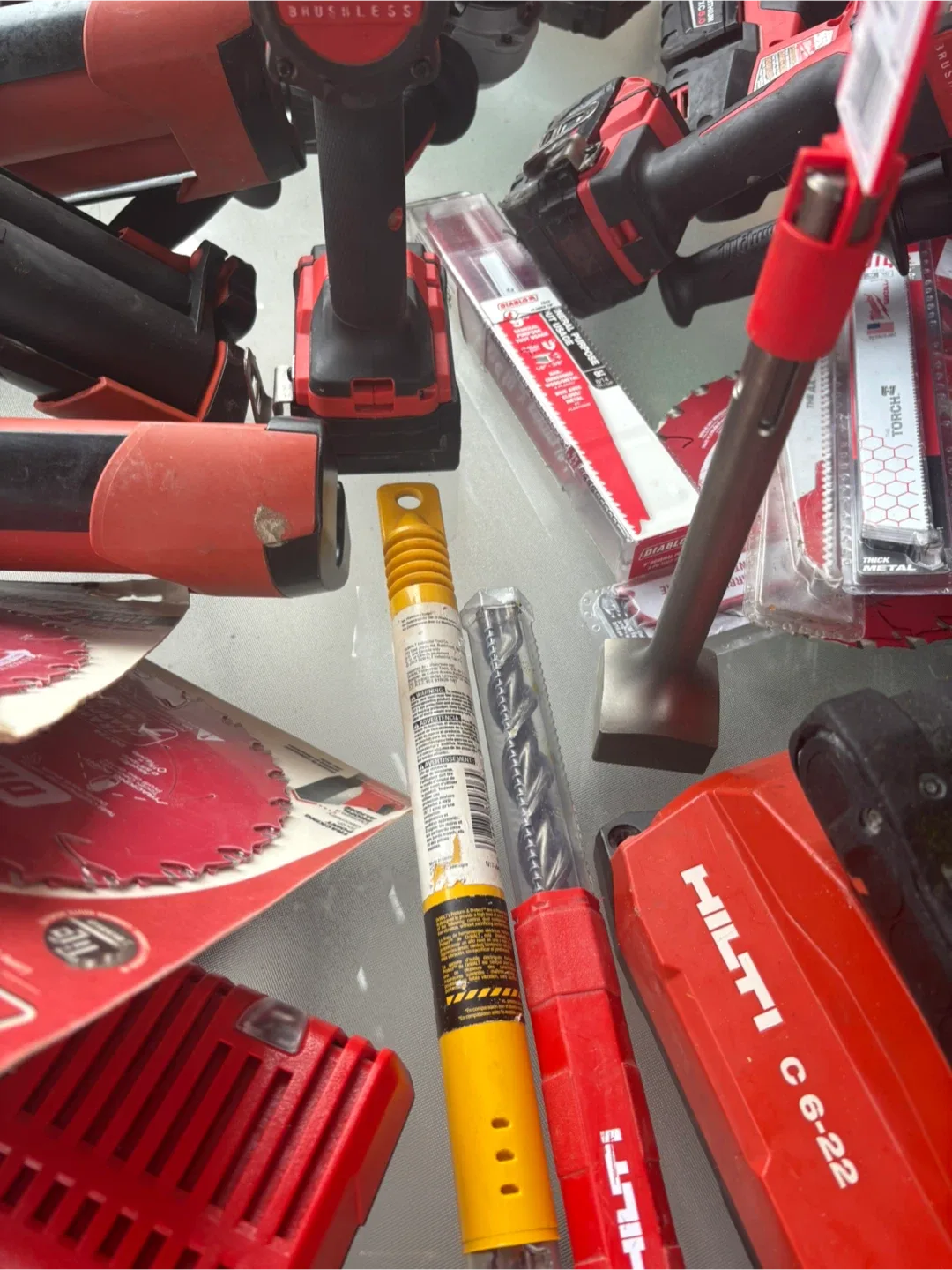 Hilti & Milwaukee Power Tools Bundle image indicator(7)