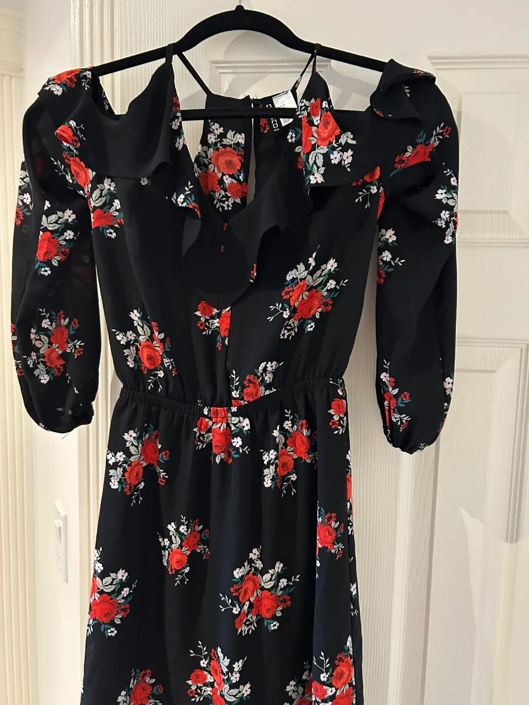 H&M Divided Floral Dress - Size 2 thumbnail