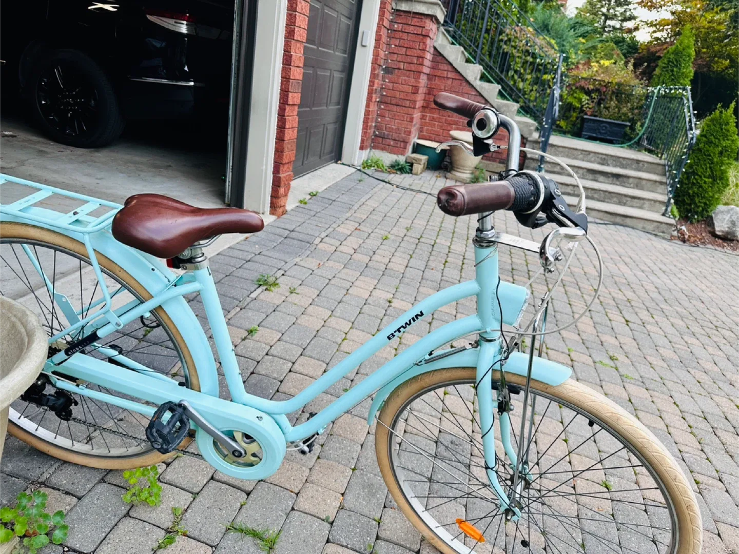 BTWIN City Bike - Mint Green image indicator(2)